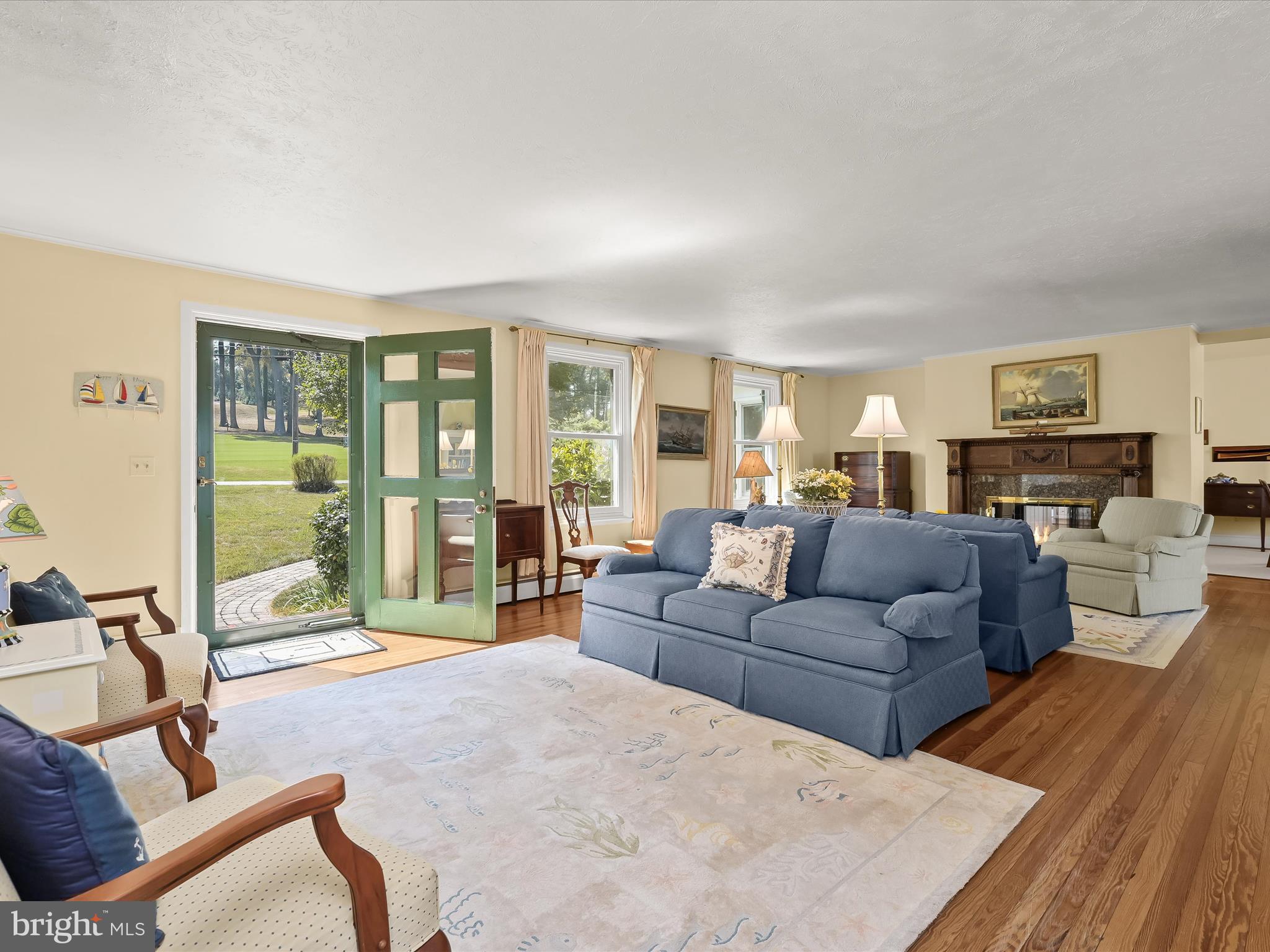 GIBSON ISLAND - Residential