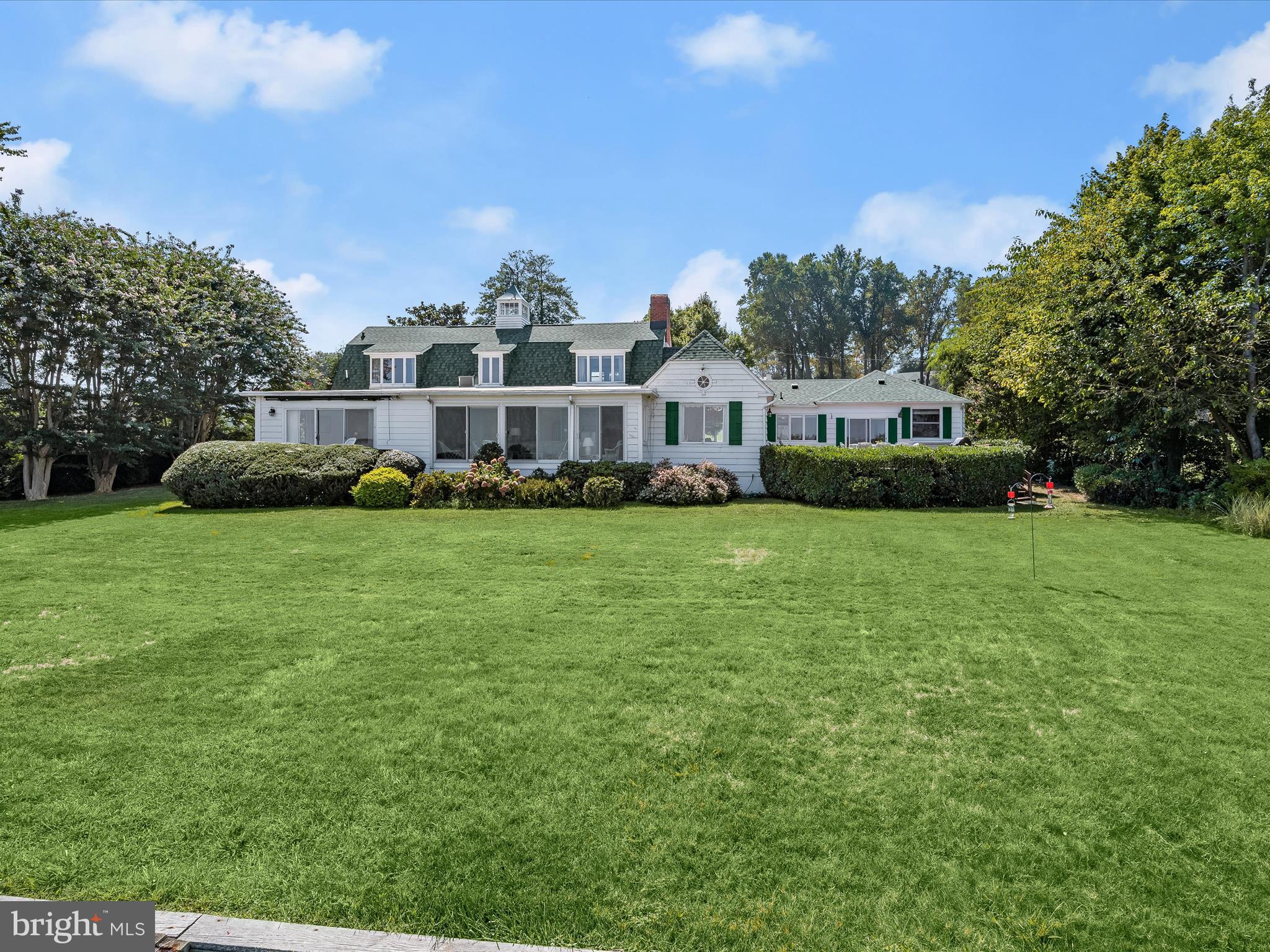 GIBSON ISLAND - Residential