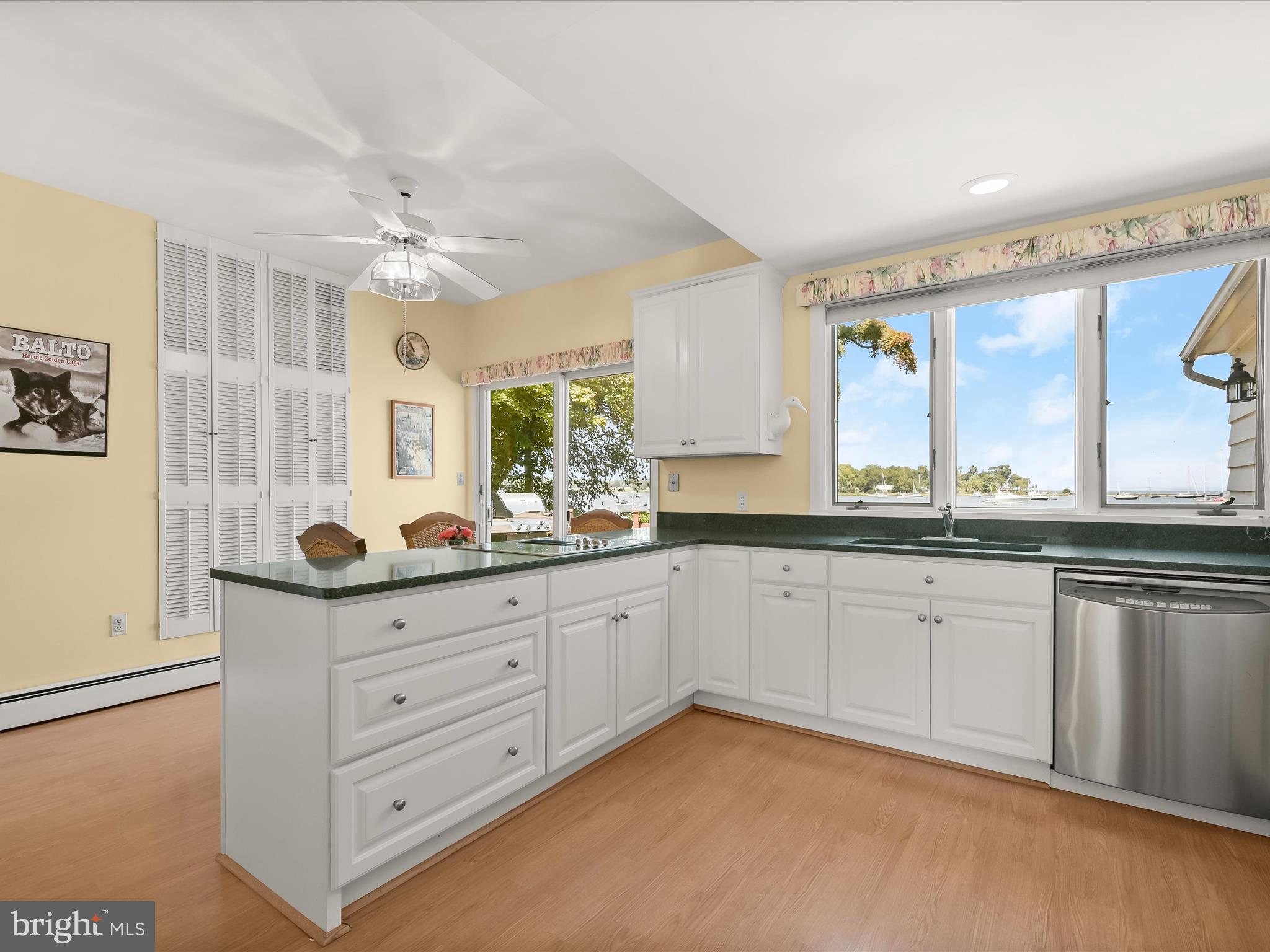 GIBSON ISLAND - Residential