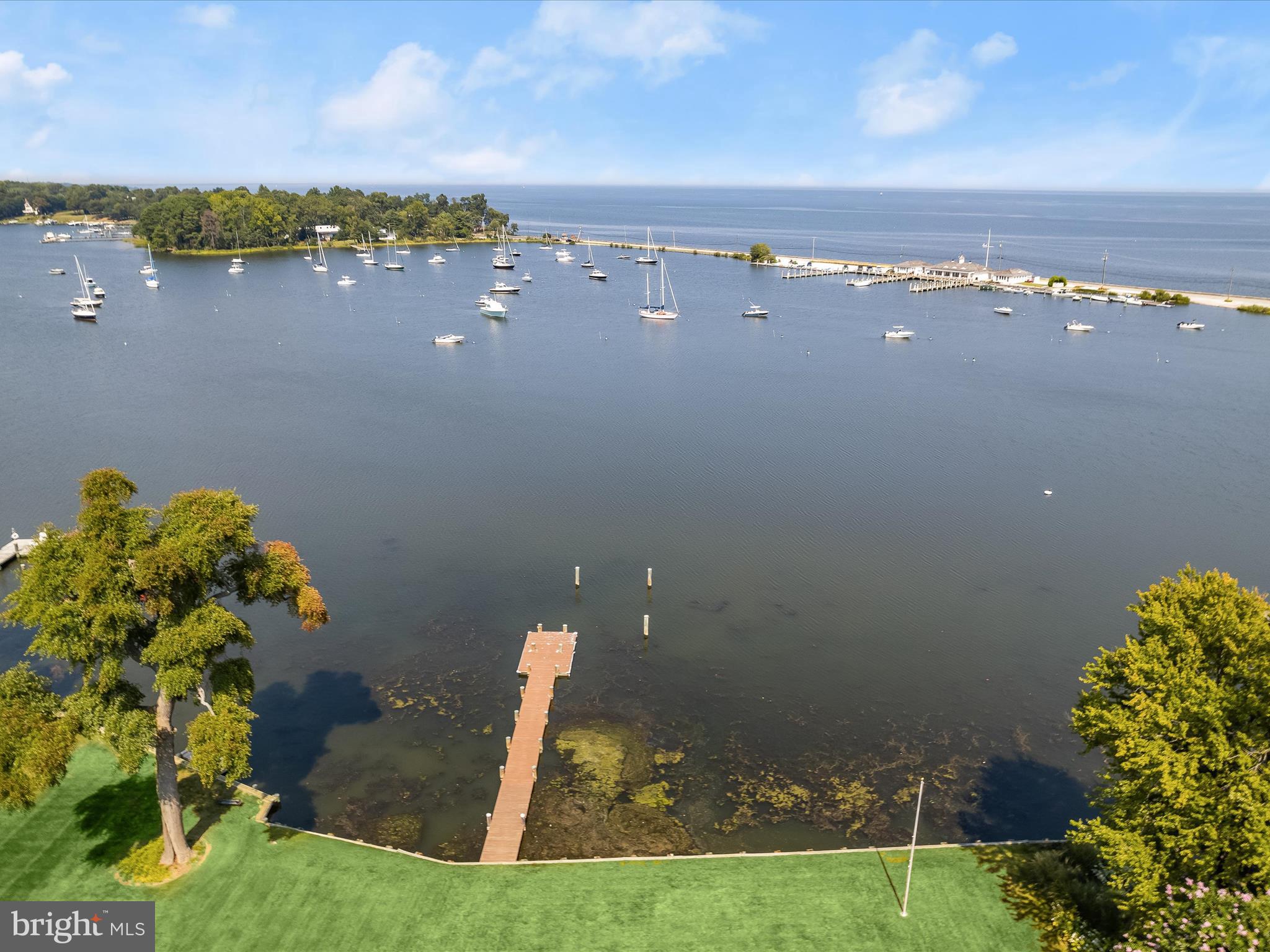 GIBSON ISLAND - Residential