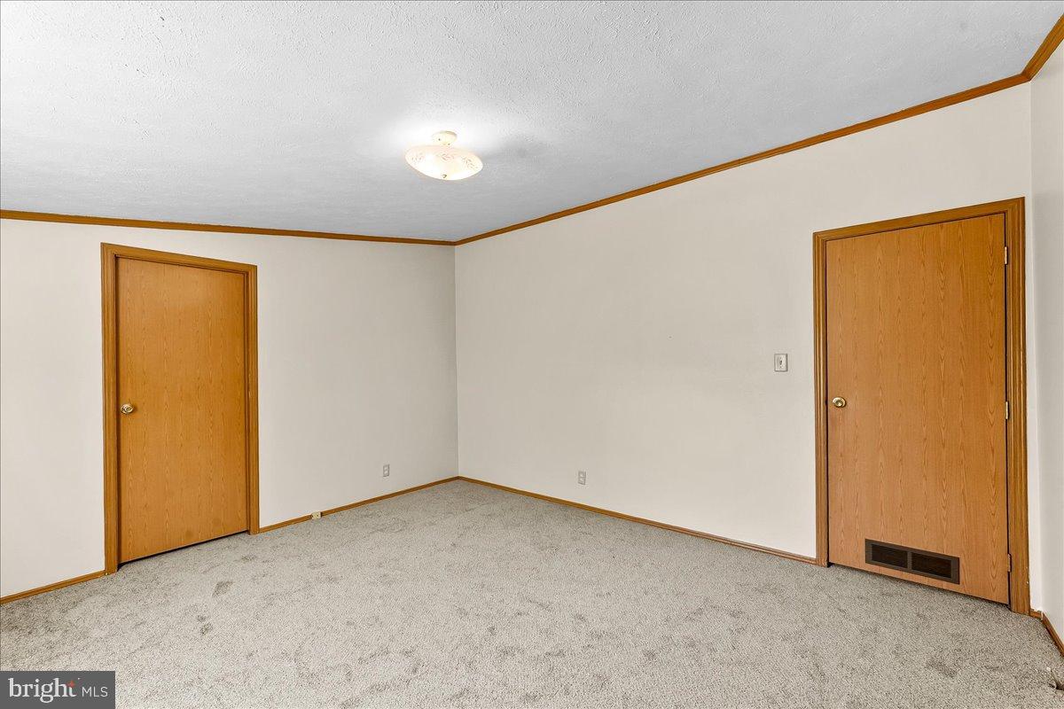 CEDAR MILL - Residential