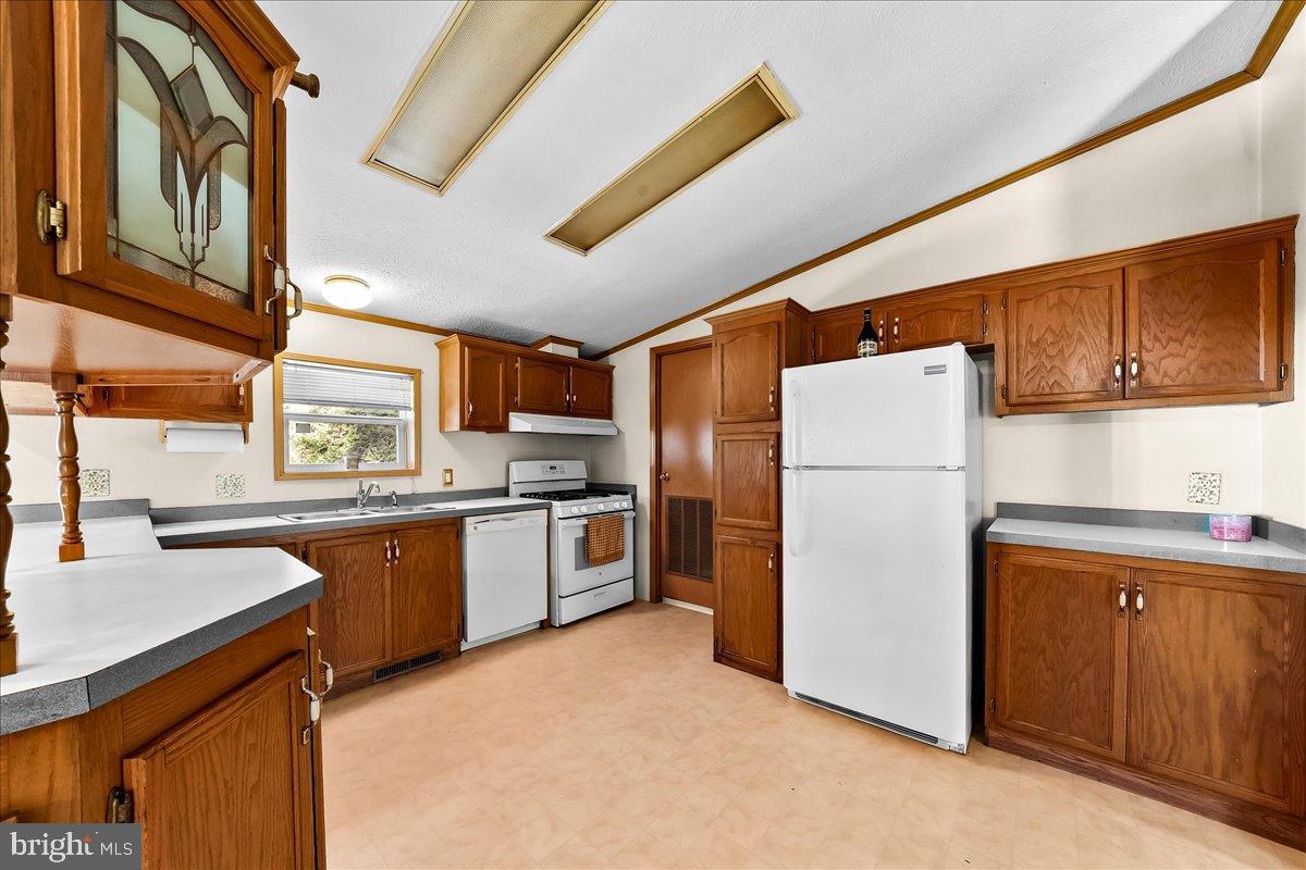 CEDAR MILL - Residential