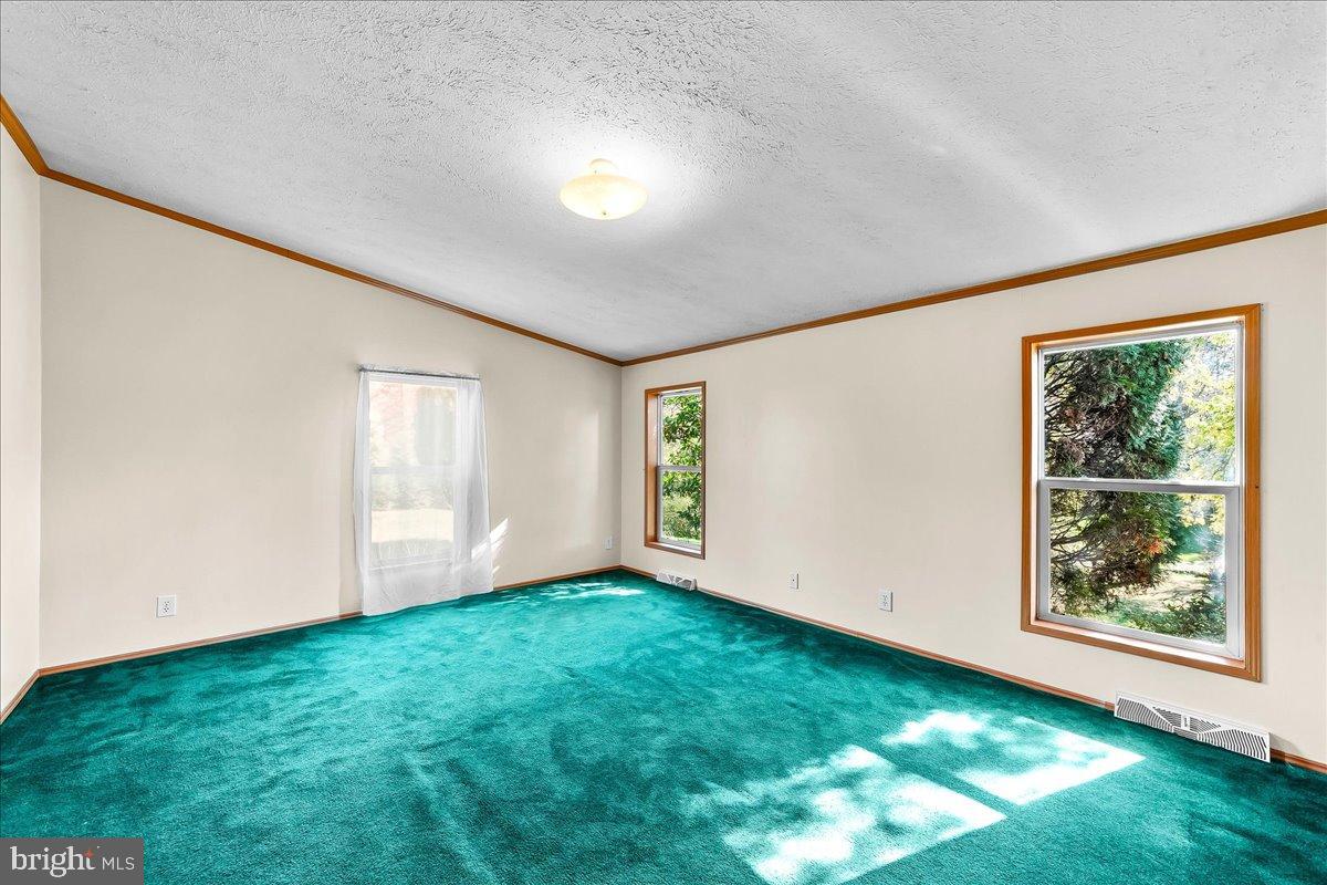 CEDAR MILL - Residential