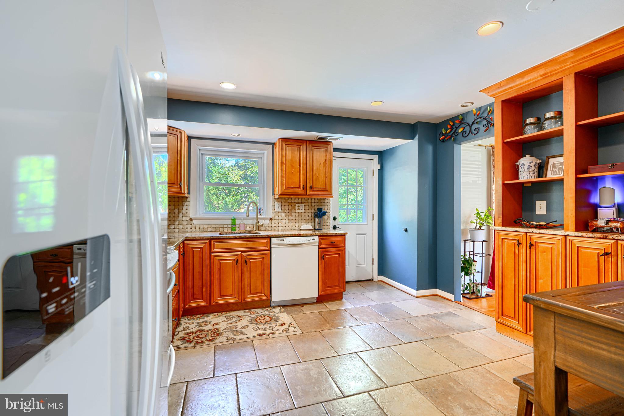 NORTHWEST BRANCH ESTATES - Residential