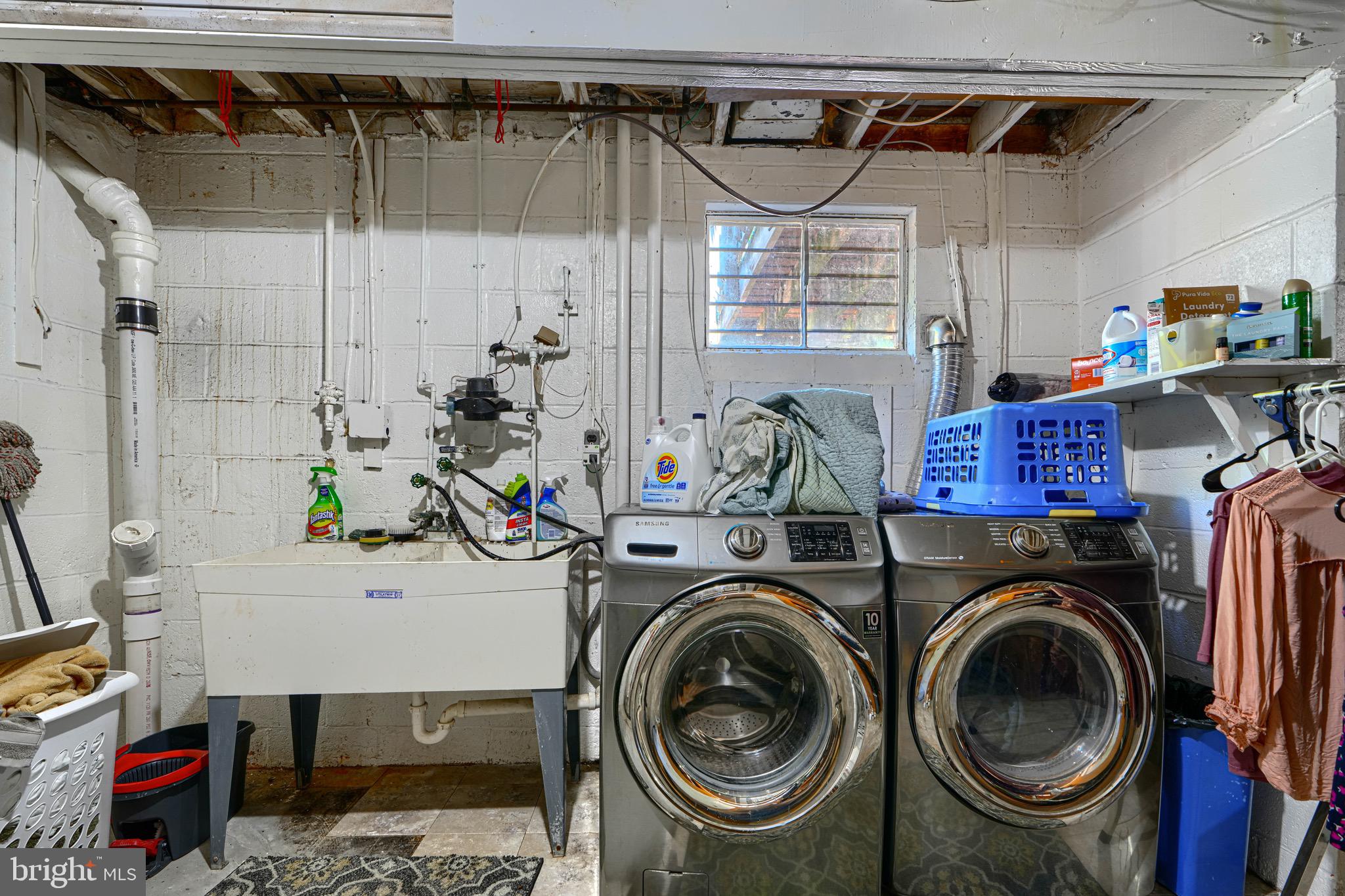 NORTHWEST BRANCH ESTATES - Residential