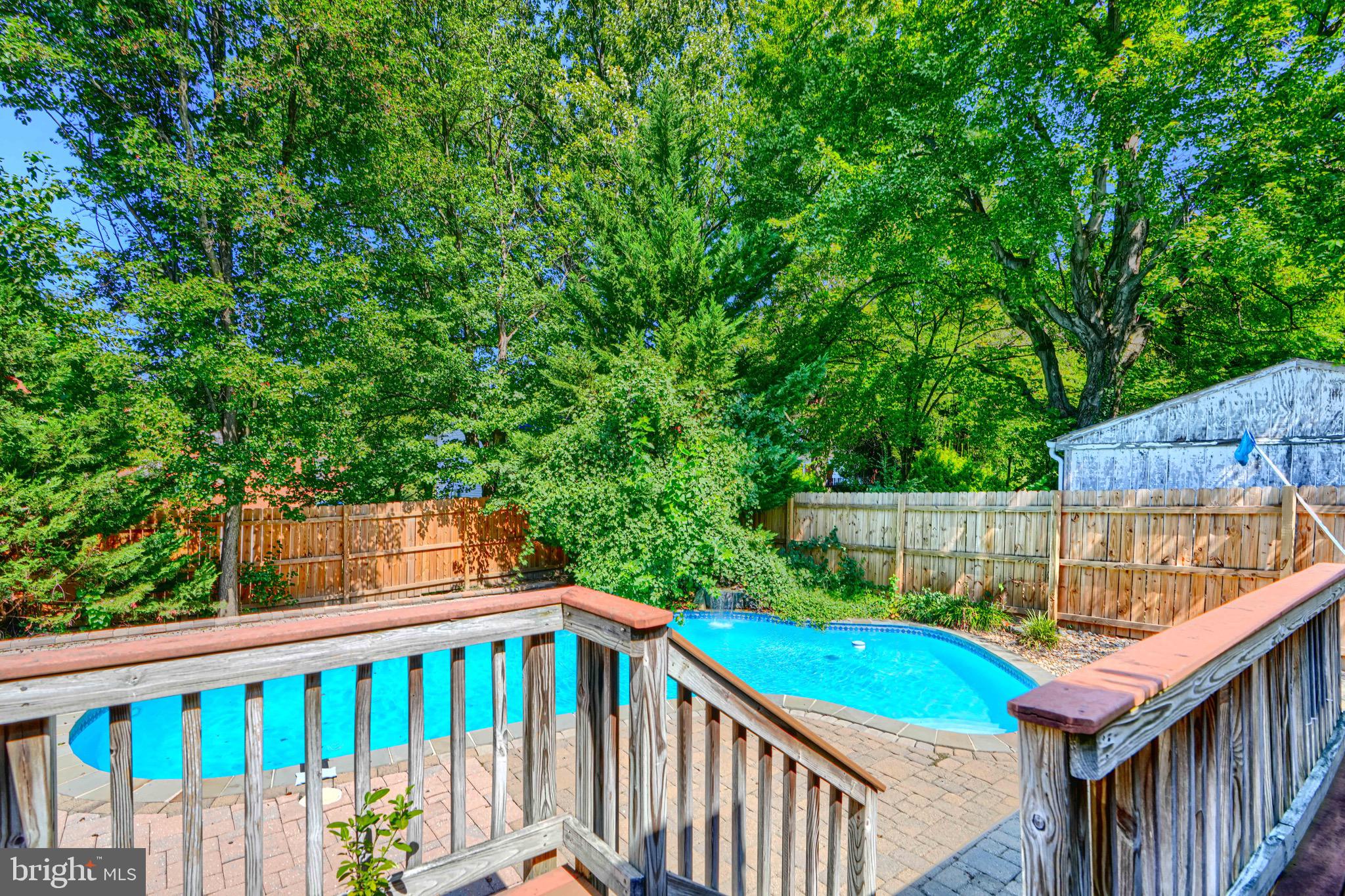 NORTHWEST BRANCH ESTATES - Residential