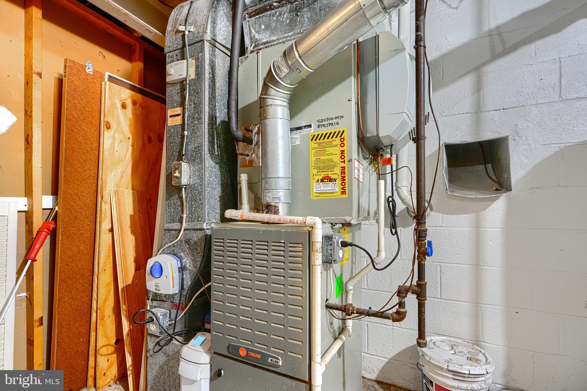 NORTHWEST BRANCH ESTATES - Residential