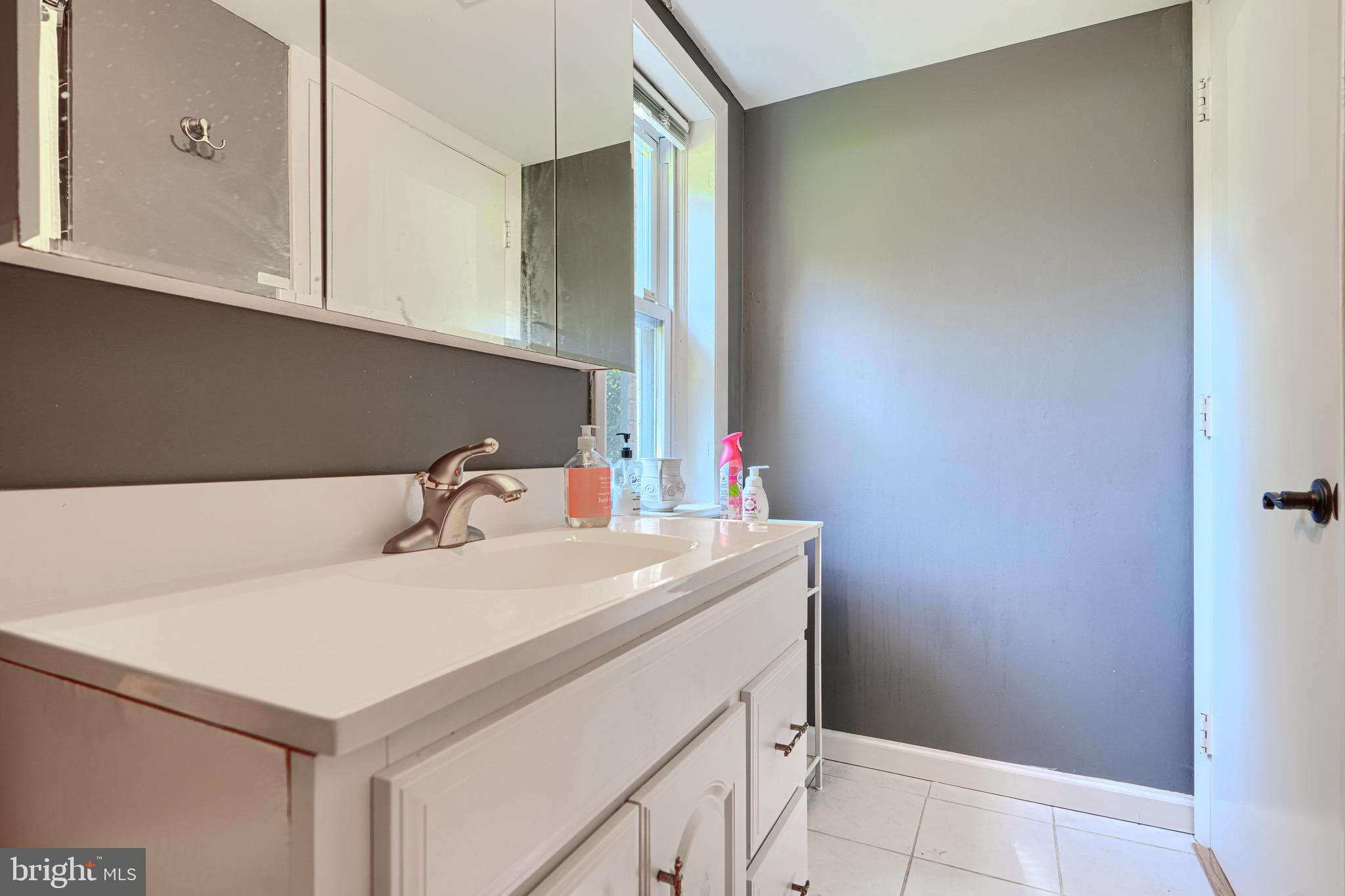 NORTHWEST BRANCH ESTATES - Residential