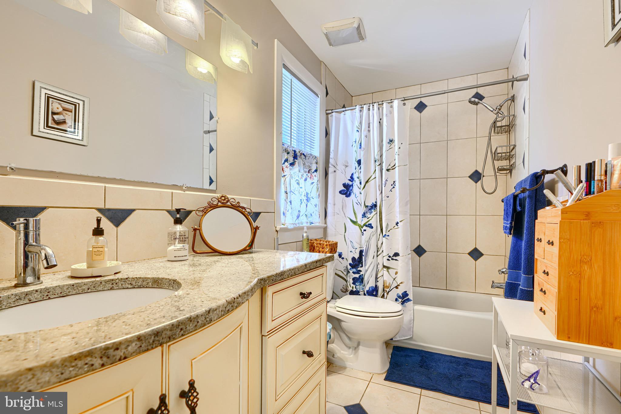 NORTHWEST BRANCH ESTATES - Residential