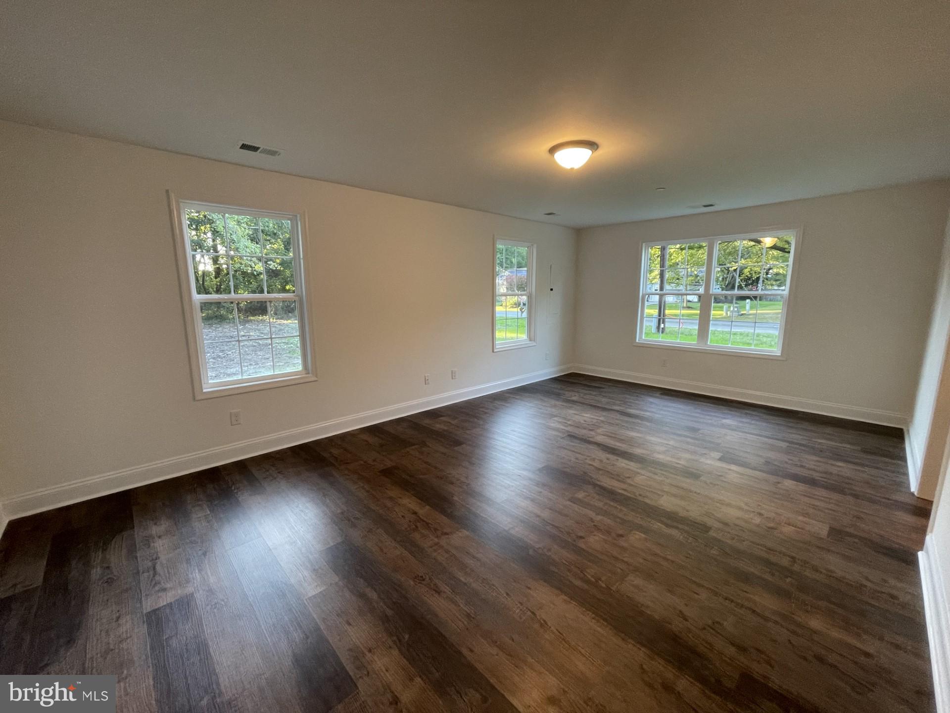 KENT ISLAND ESTATES - Residential