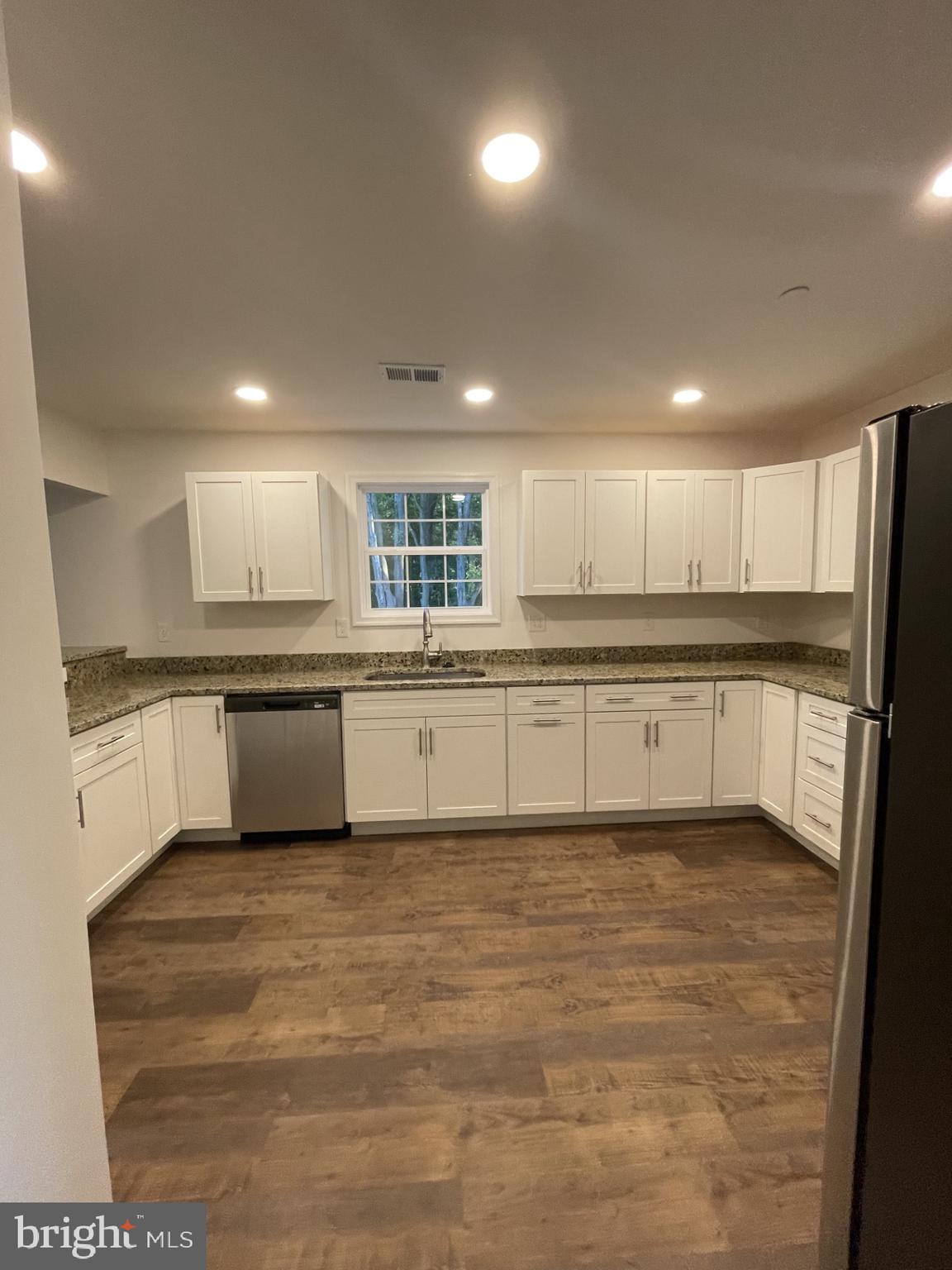 KENT ISLAND ESTATES - Residential