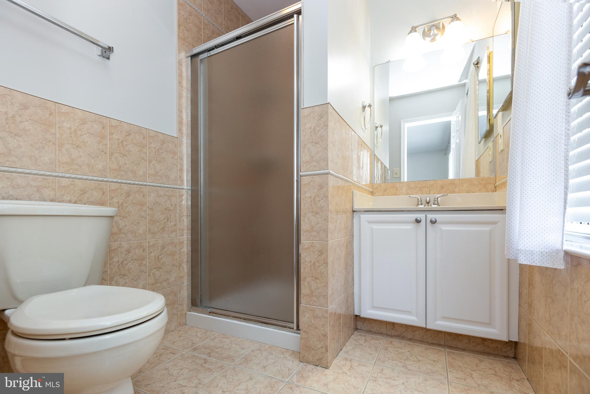 LAKE RIDGE - Residential Lease