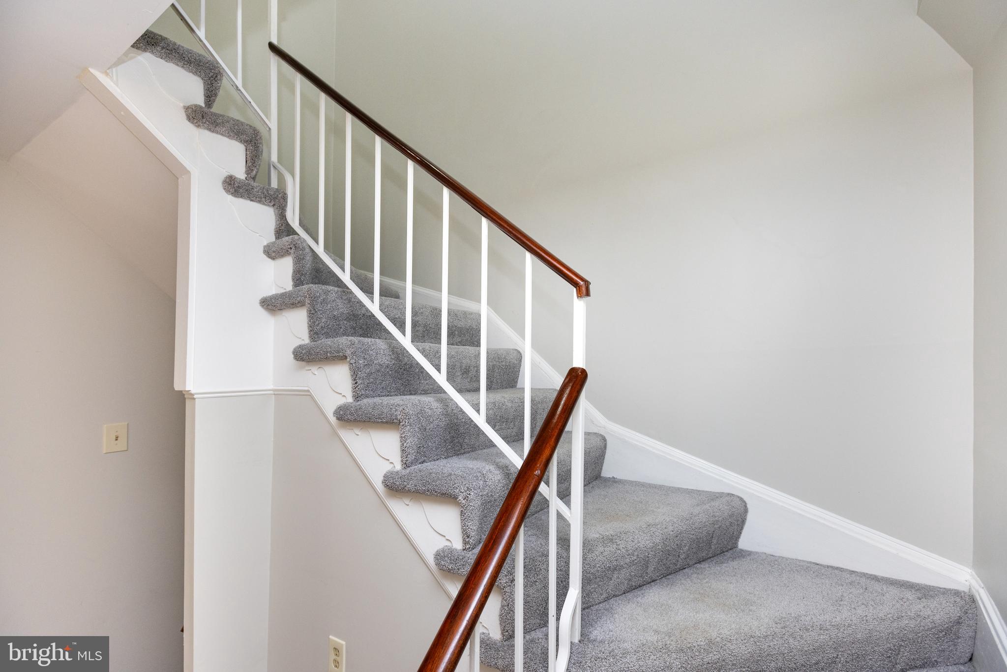 LAKE RIDGE - Residential Lease