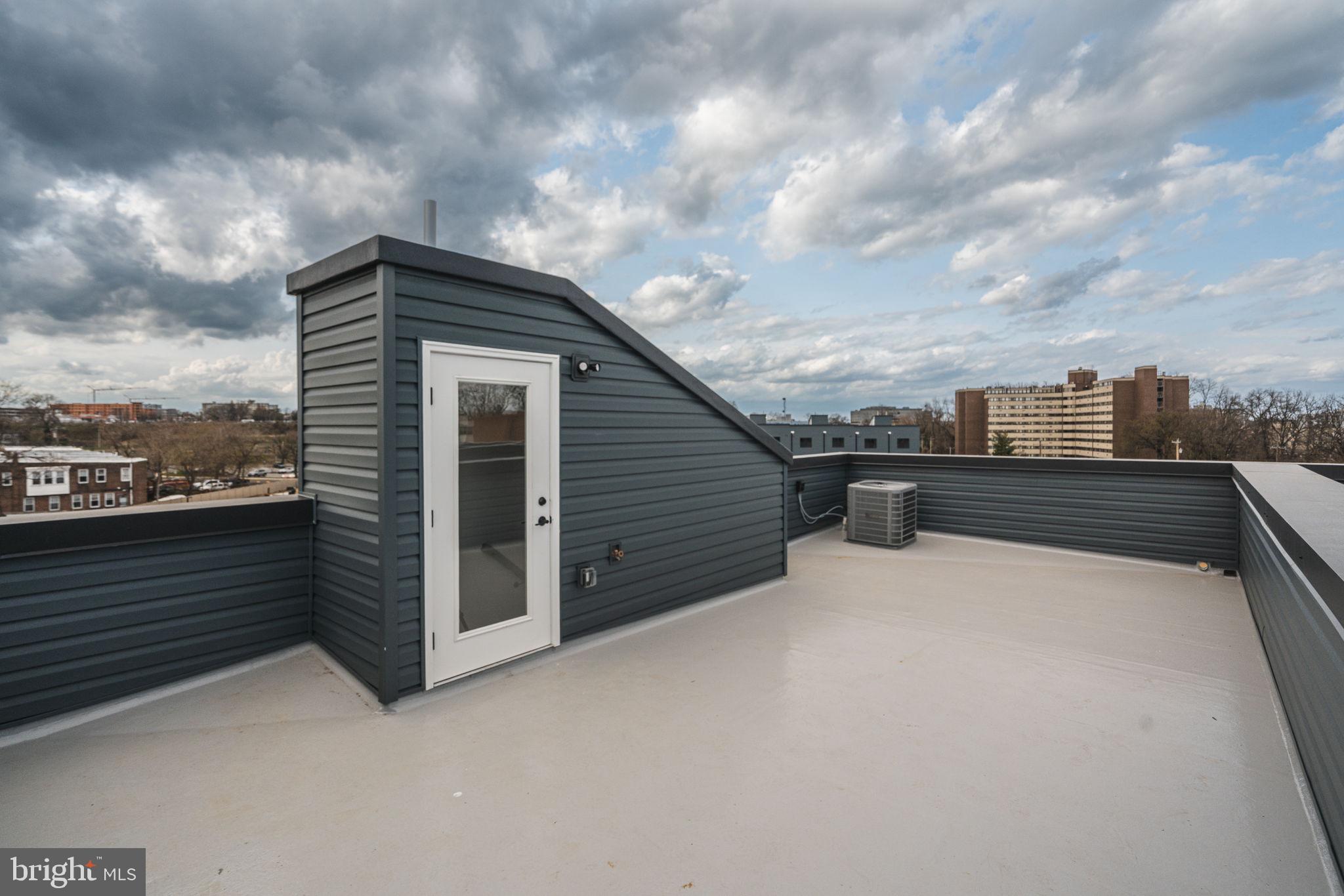 WYNNEFIELD HEIGHTS - Residential