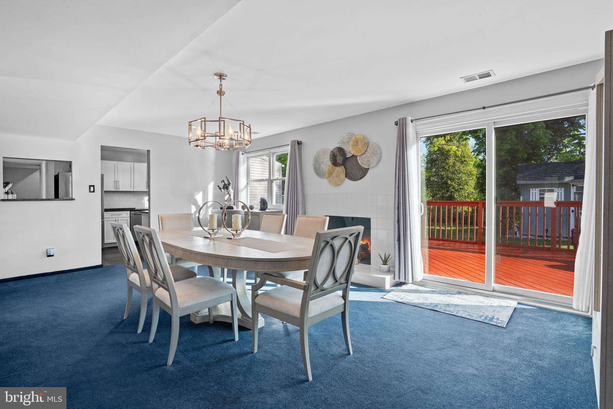 WOODRIDGE EAST - Residential