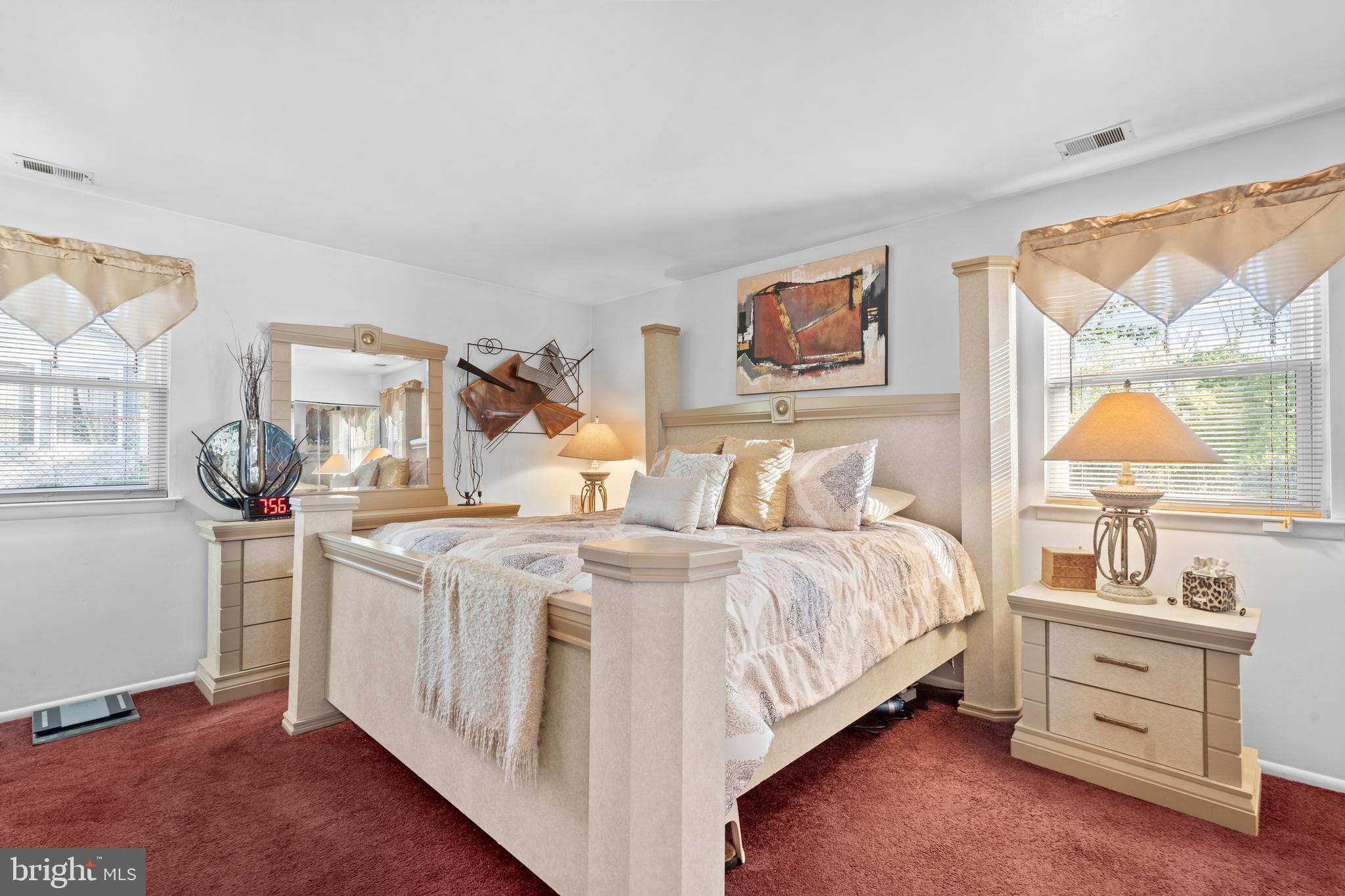 WOODRIDGE EAST - Residential
