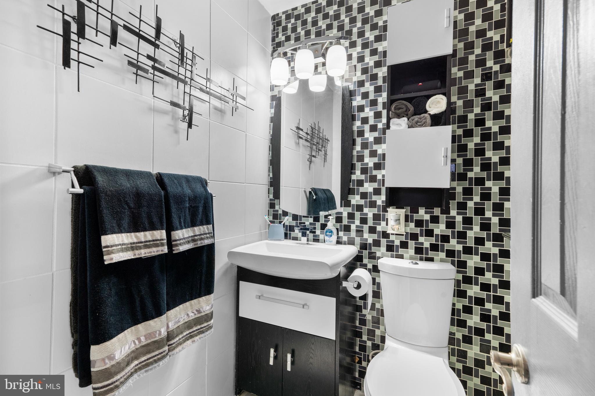 WOODRIDGE EAST - Residential