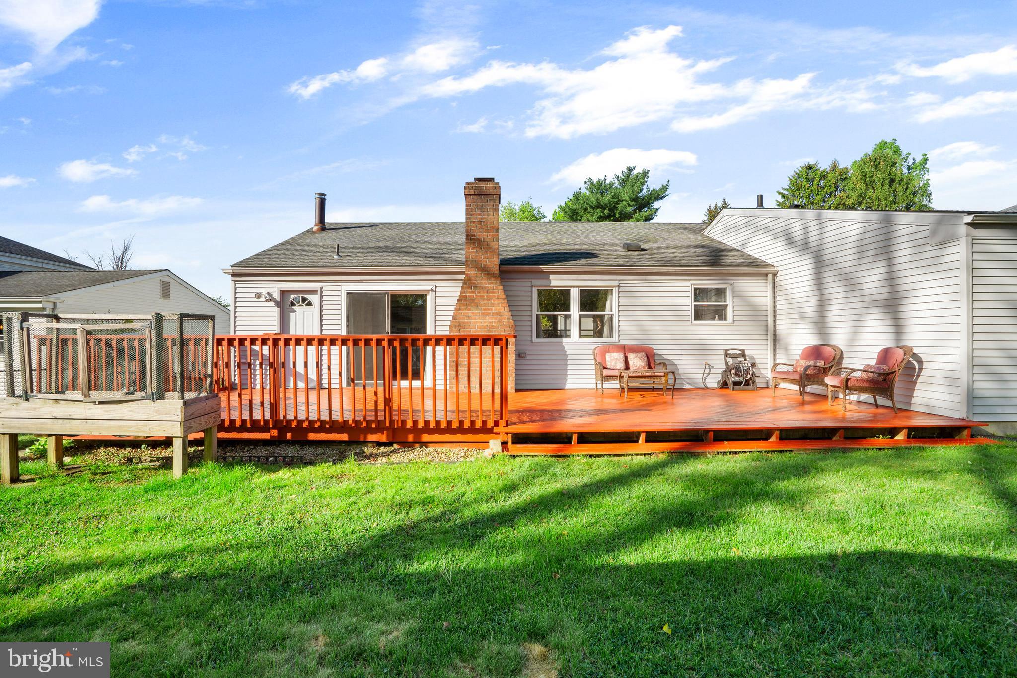 WOODRIDGE EAST - Residential