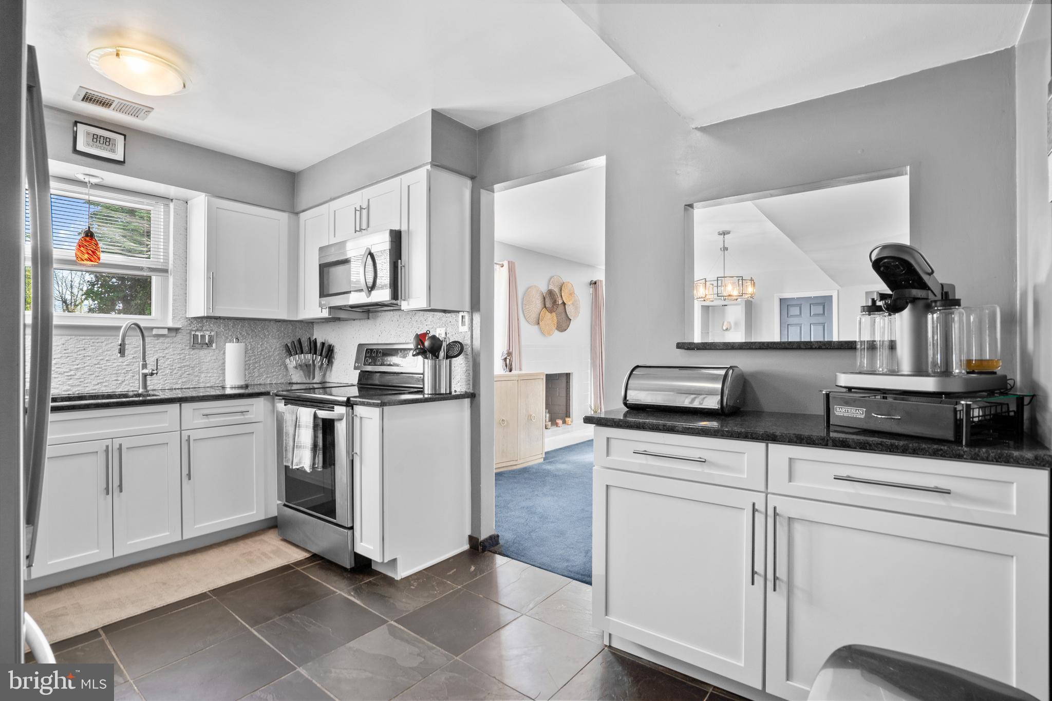 WOODRIDGE EAST - Residential