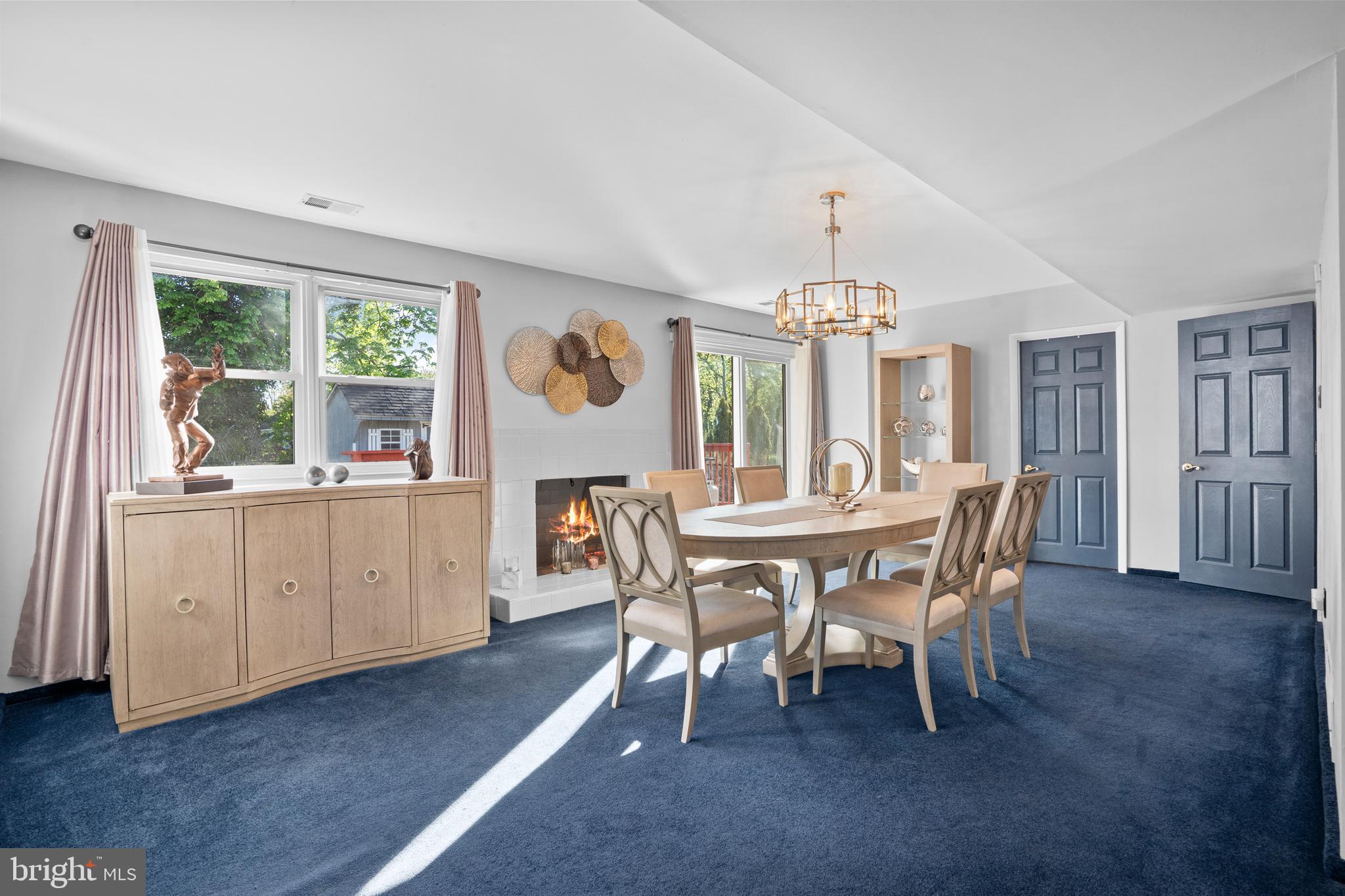 WOODRIDGE EAST - Residential