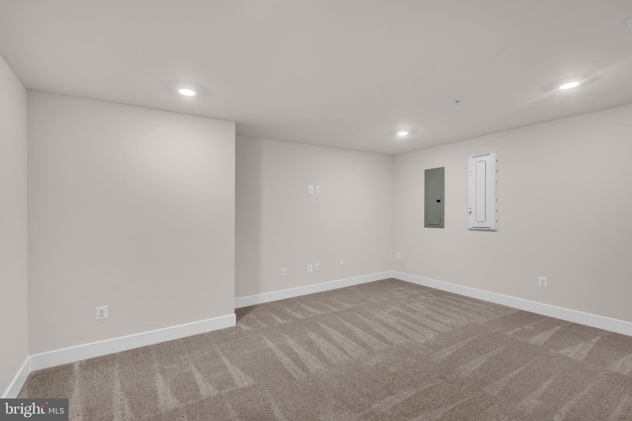 STONEHAVEN - Residential