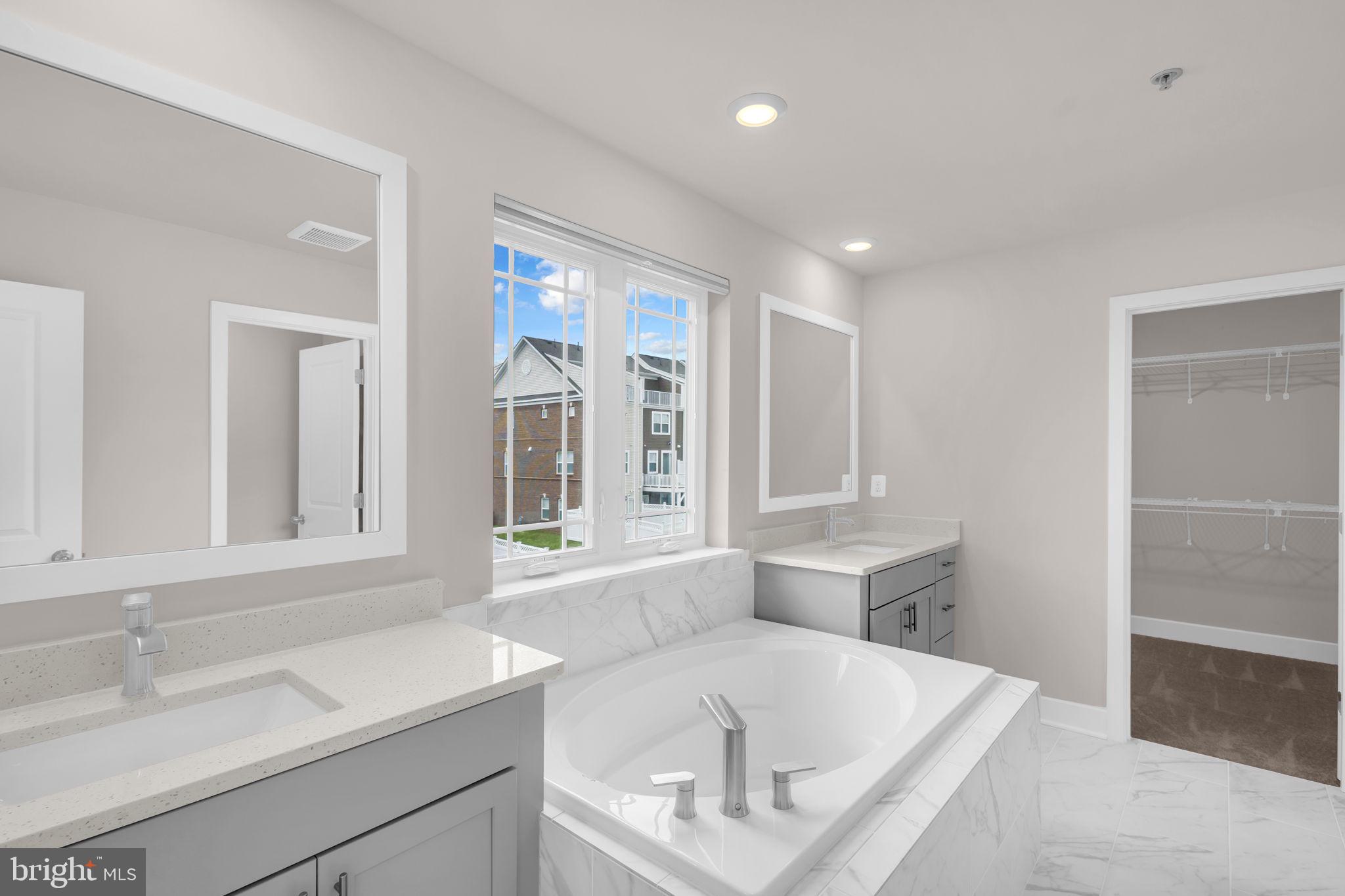 STONEHAVEN - Residential