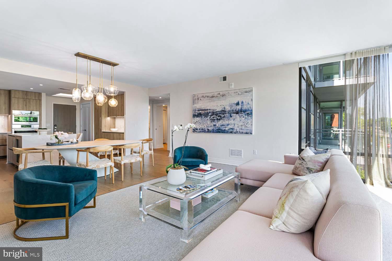 OLD TOWN ALEXANDRIA - Residential