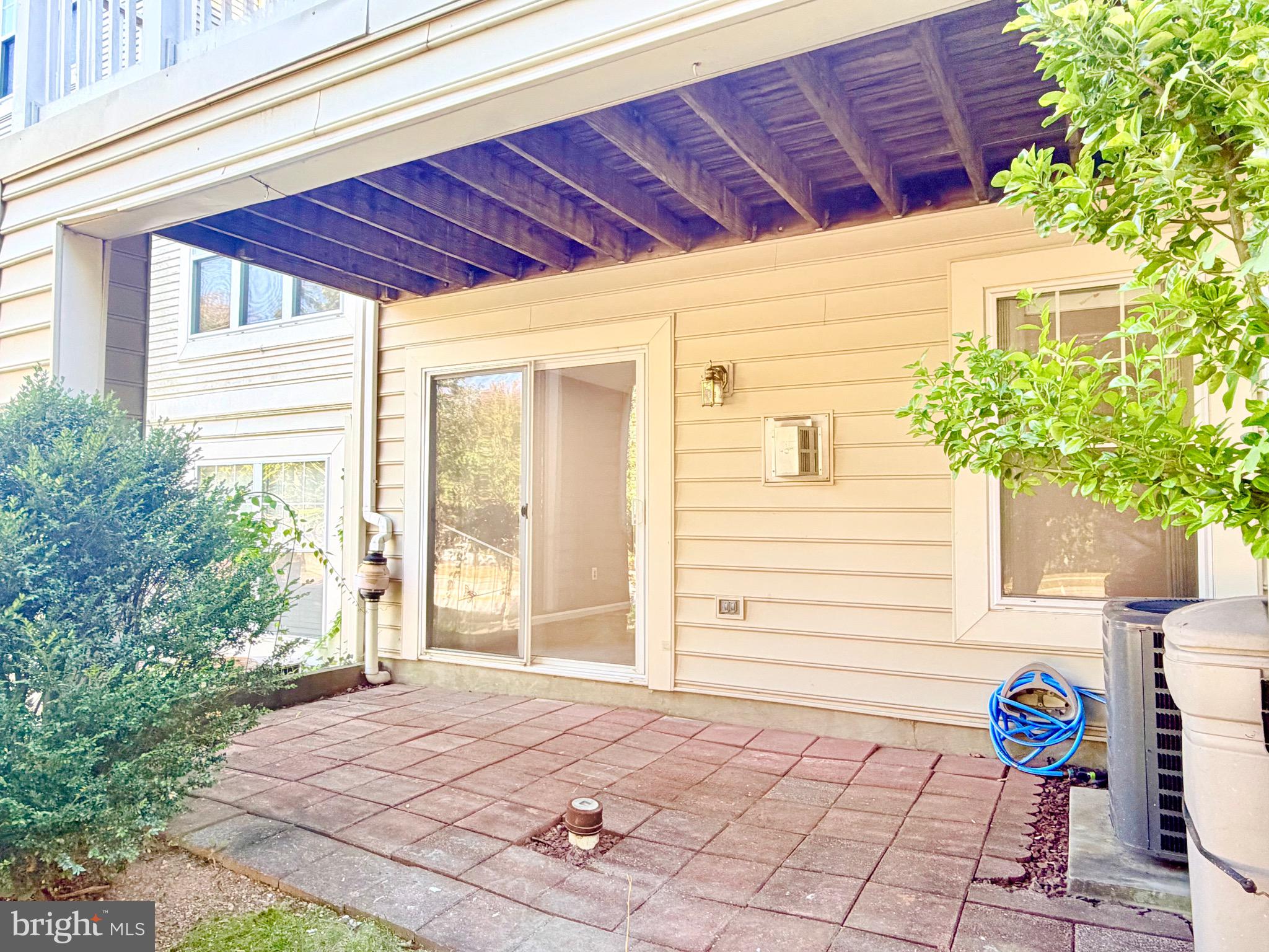 FAIRWAY VILLAS - Residential