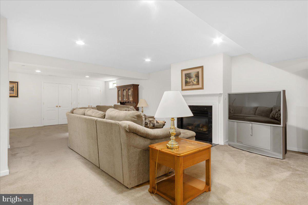 MAGOTHY MEADOWS - Residential