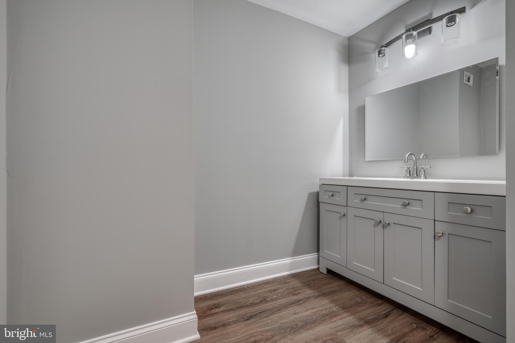 HALETHORPE - Residential