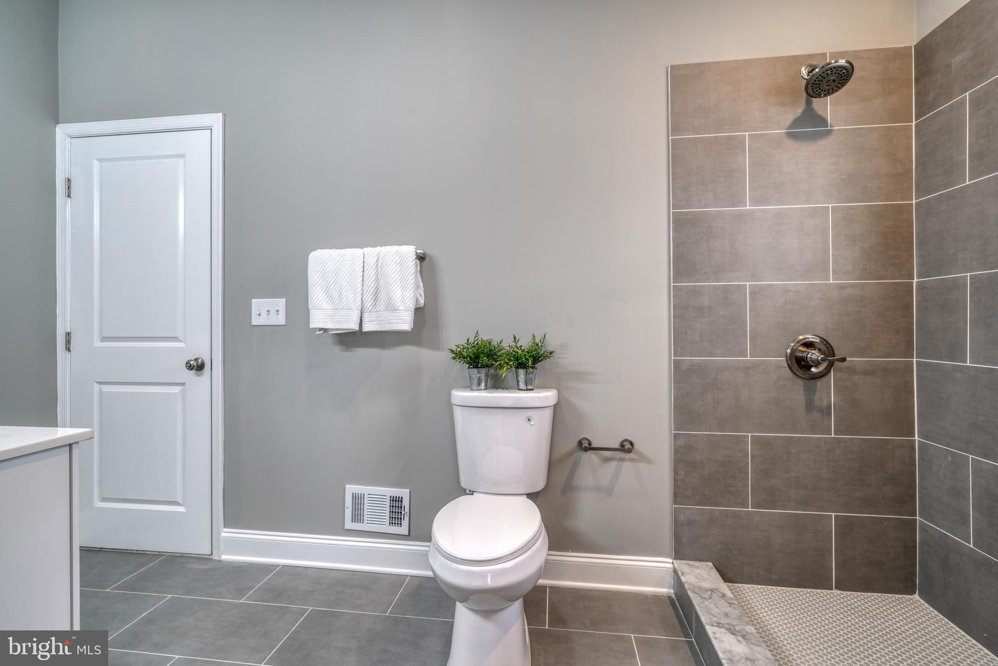 HALETHORPE - Residential