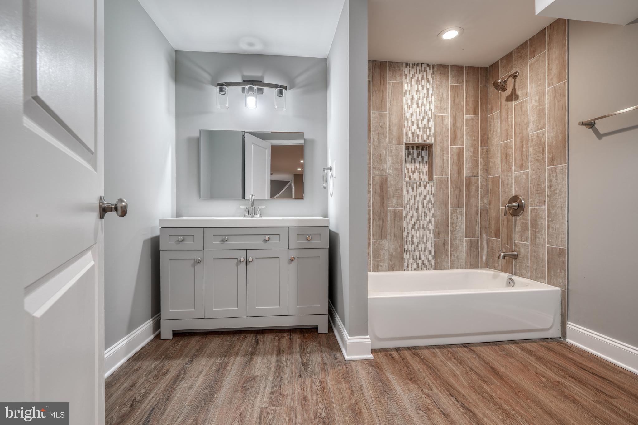 HALETHORPE - Residential