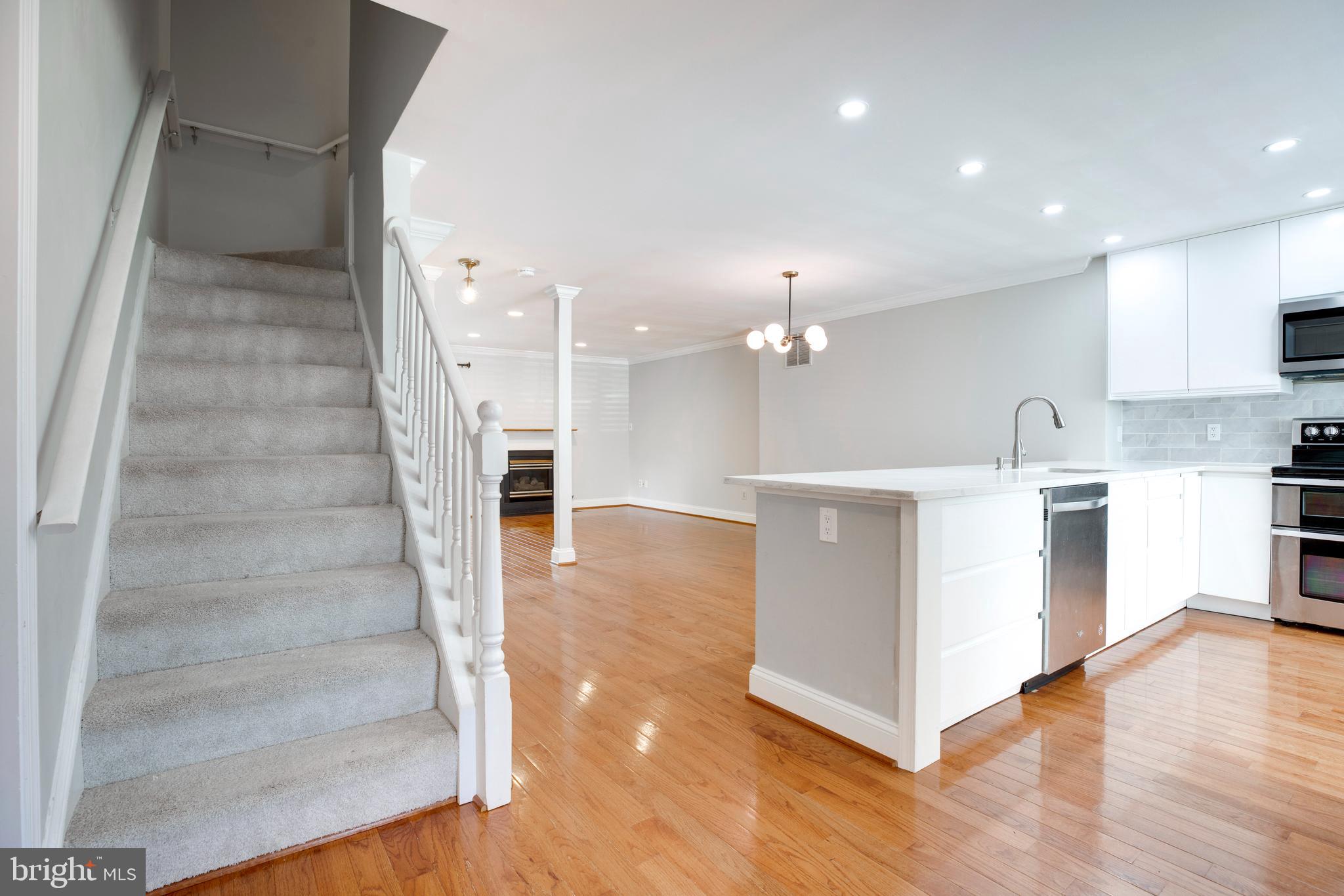 5610 GOSLING COURT