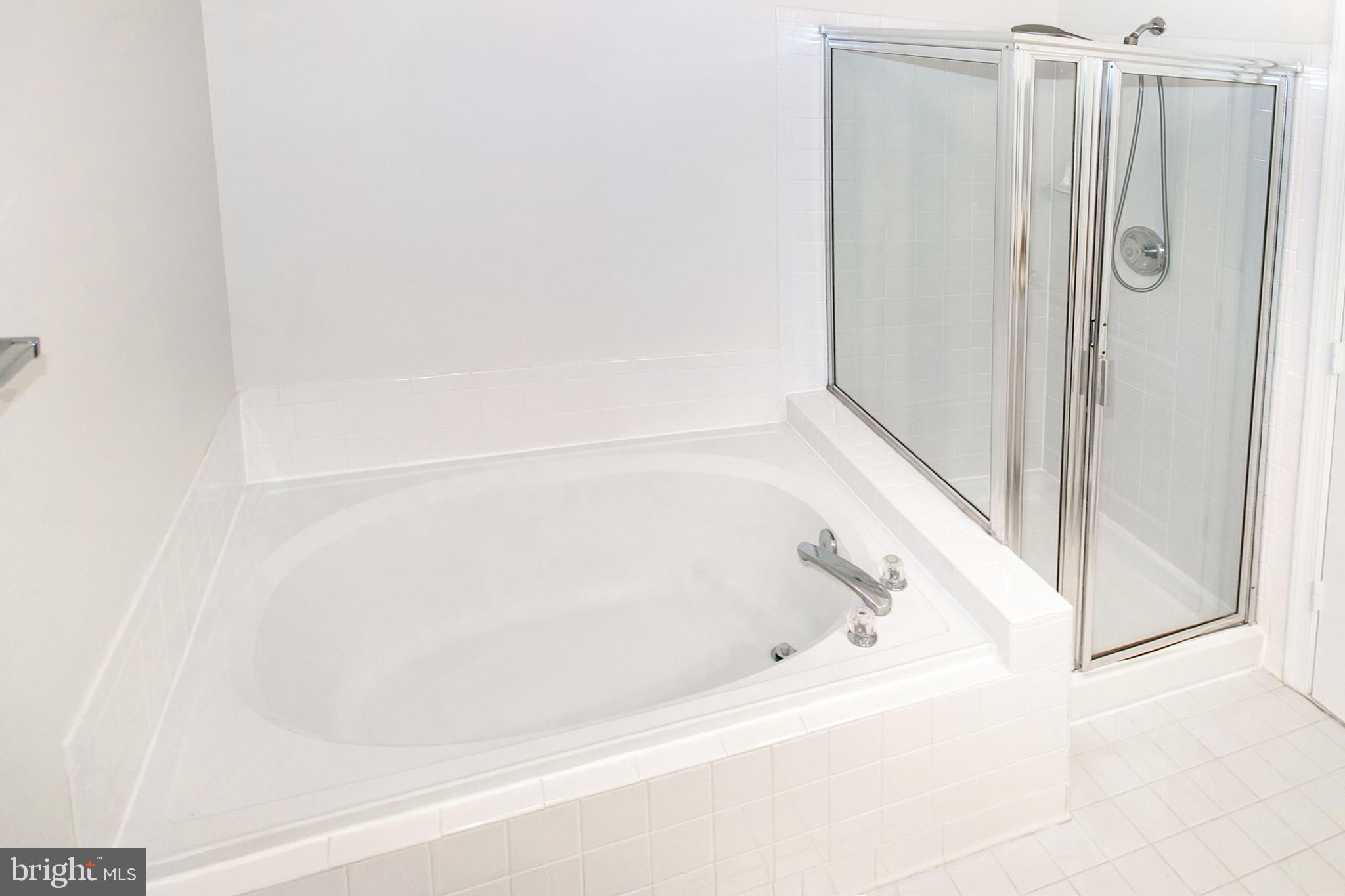 CARDINAL PLACE - Residential