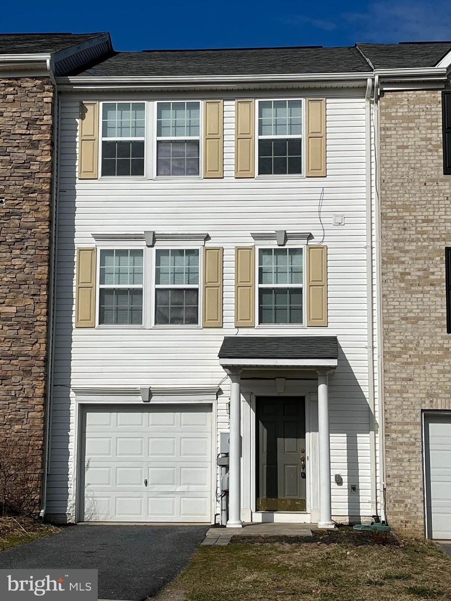 Townhome located near Stonebridge golf course. Features 3 bedrooms, 2 full and 1 half bath,  3 fully finished floors. 1 car garage, fenced back yard and deck. Will  consider  pets case by case. Walking distance to the county fairgrounds.