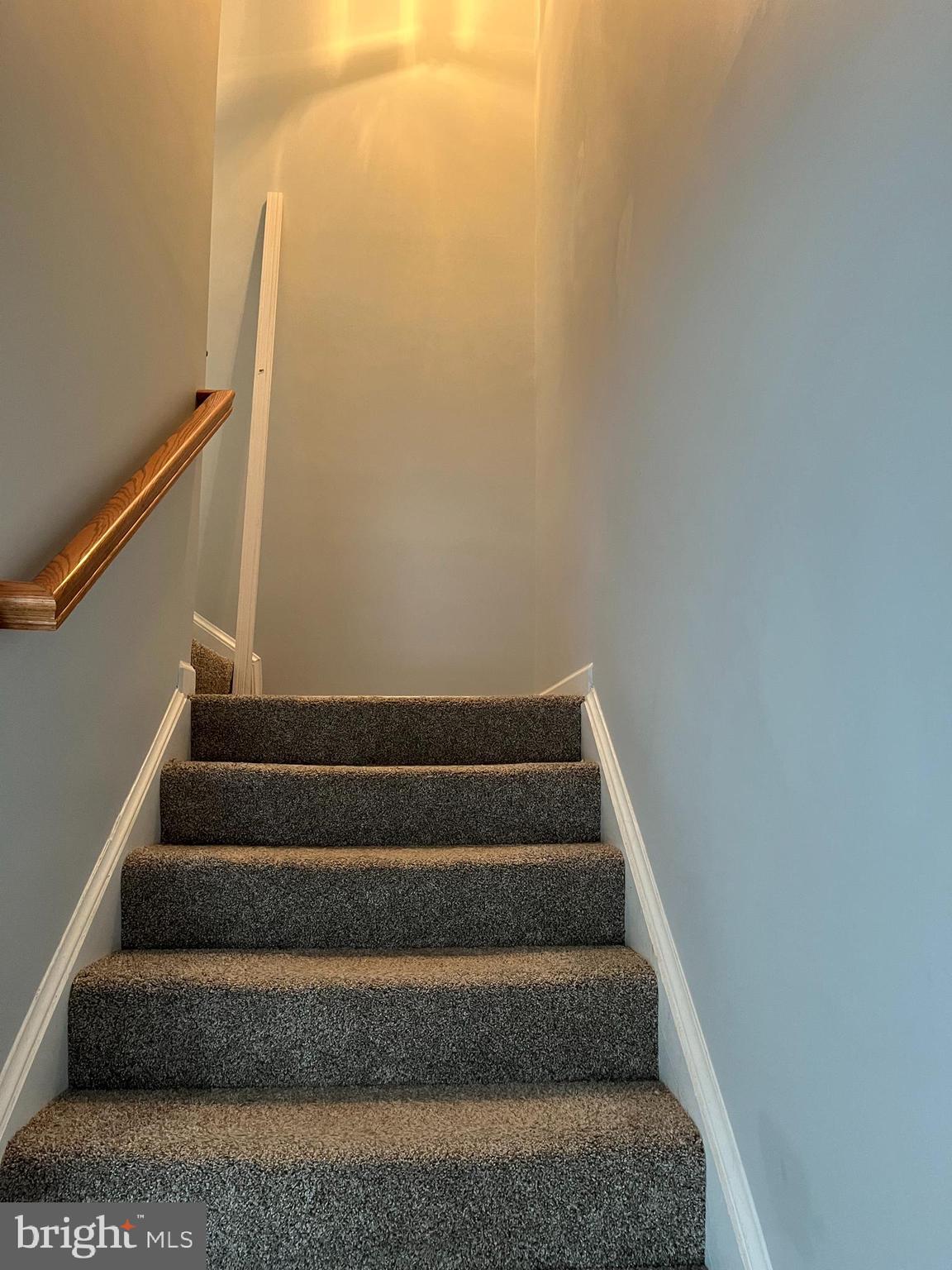 FAIRWAYS EAST - Residential Lease