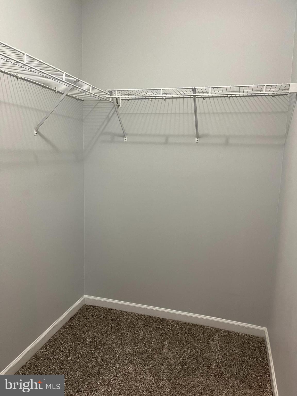 FAIRWAYS EAST - Residential Lease