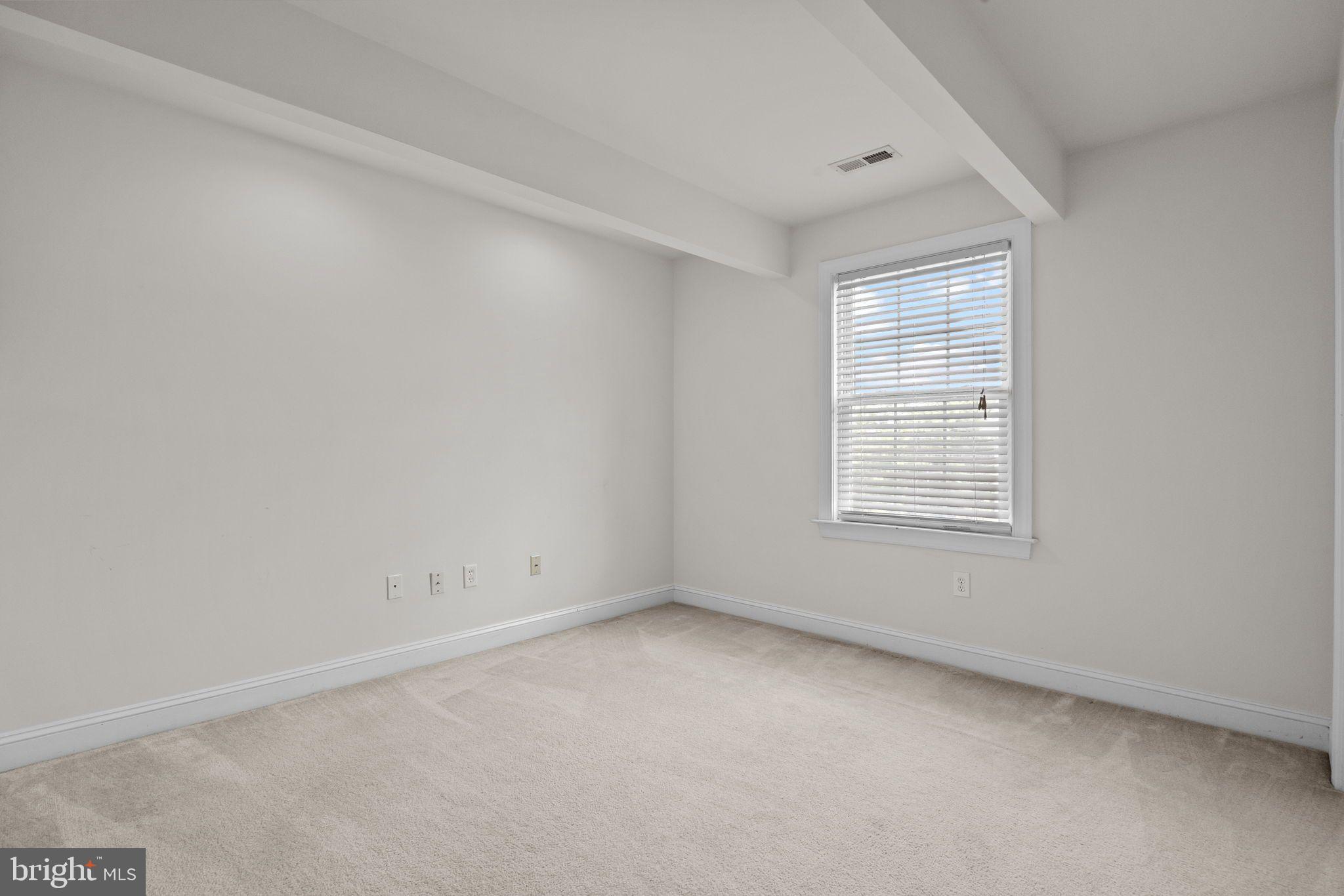 FERGUSON HILL - Residential