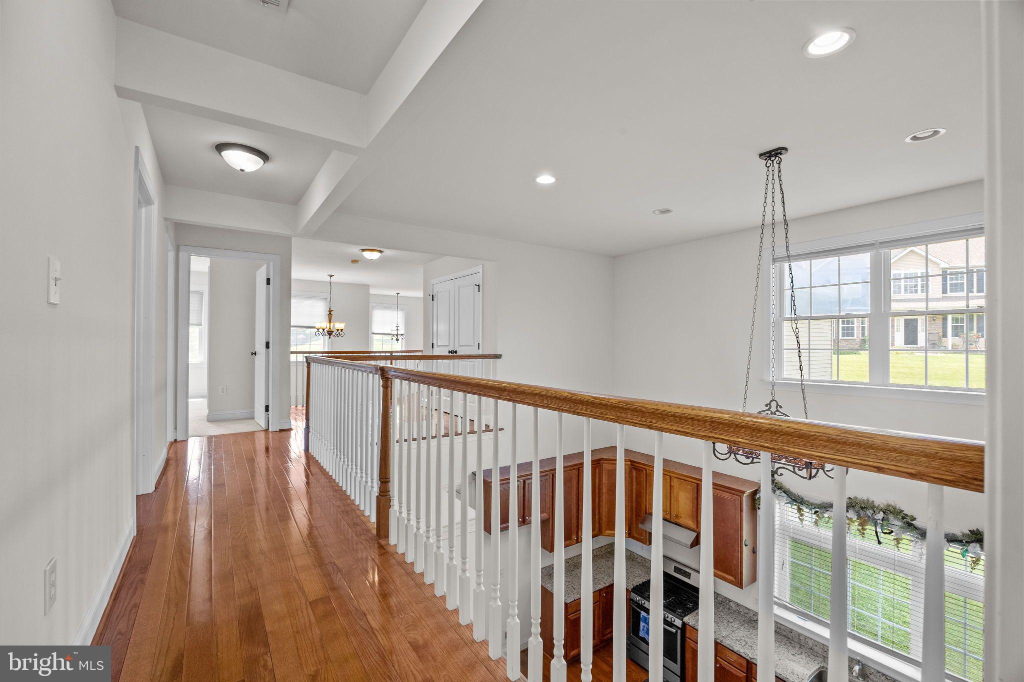 FERGUSON HILL - Residential