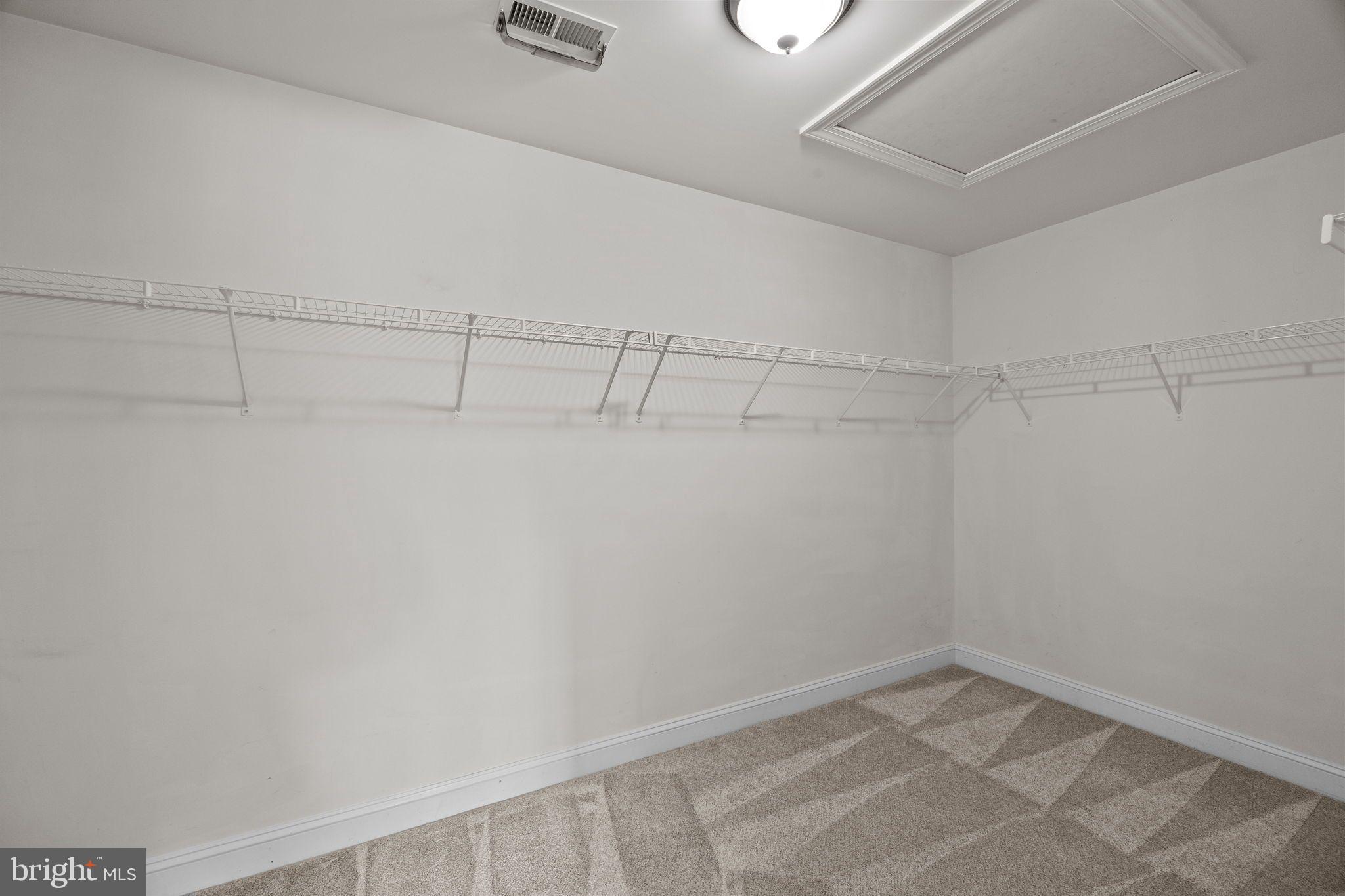 FERGUSON HILL - Residential