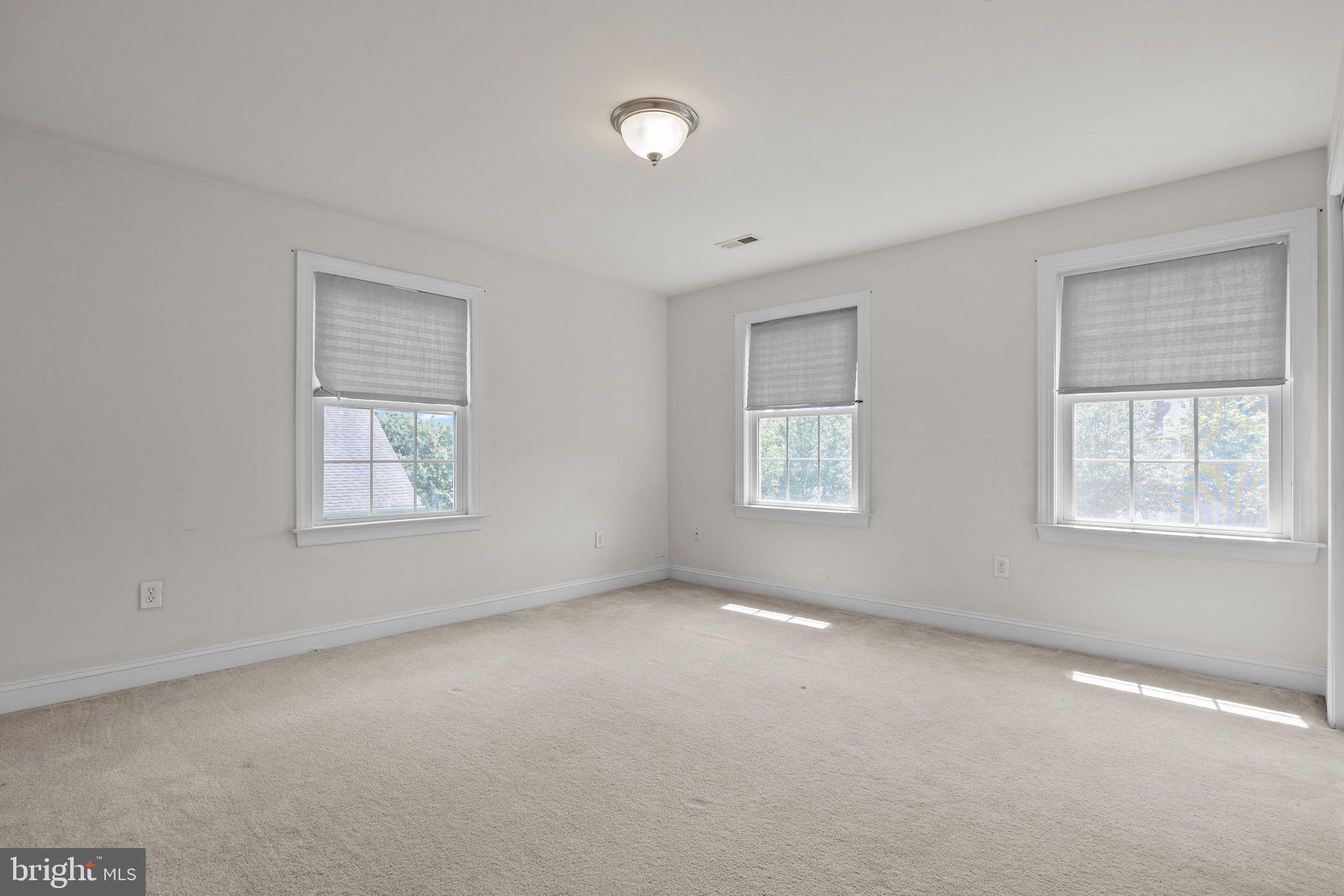 FERGUSON HILL - Residential