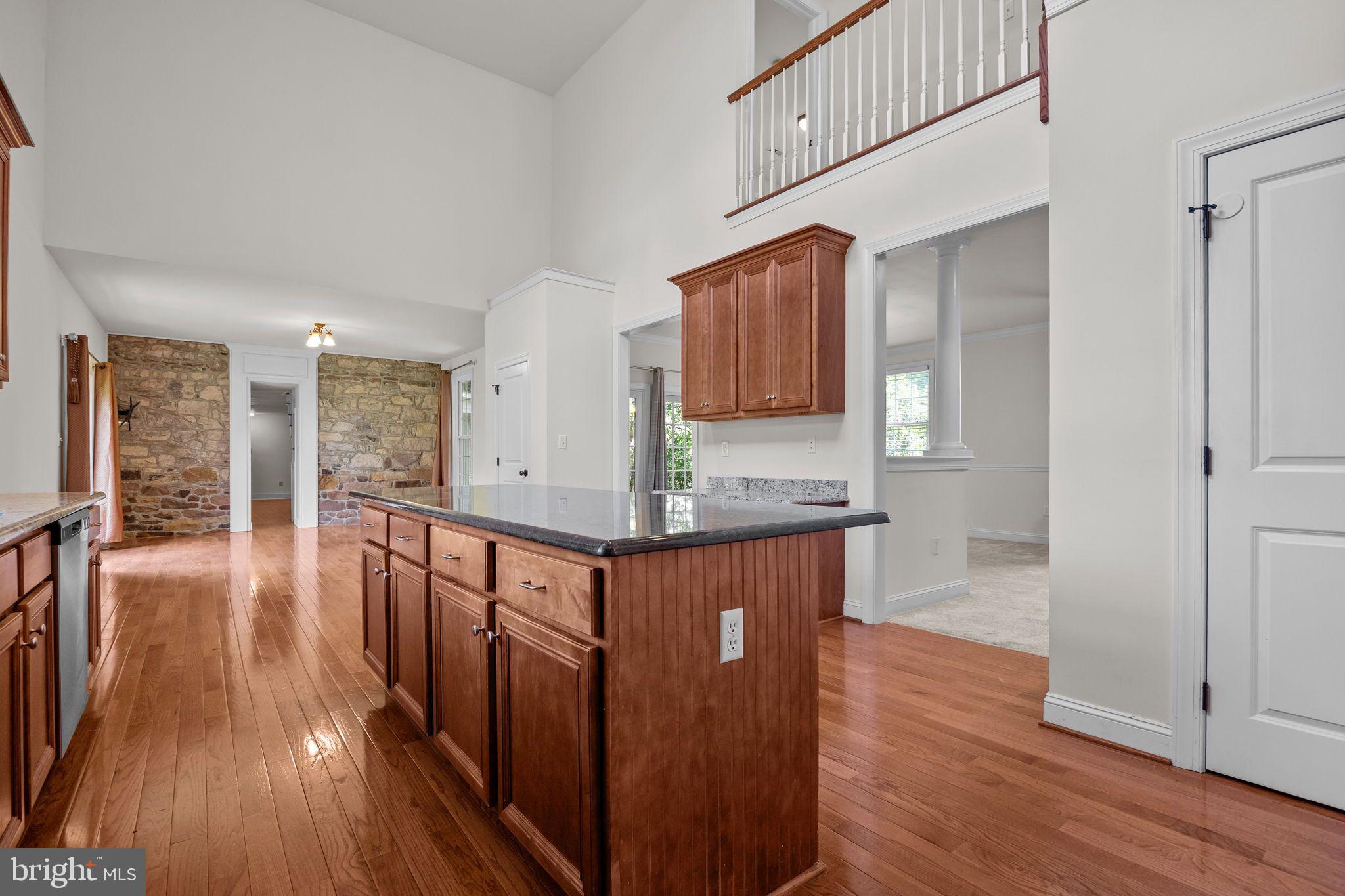 FERGUSON HILL - Residential