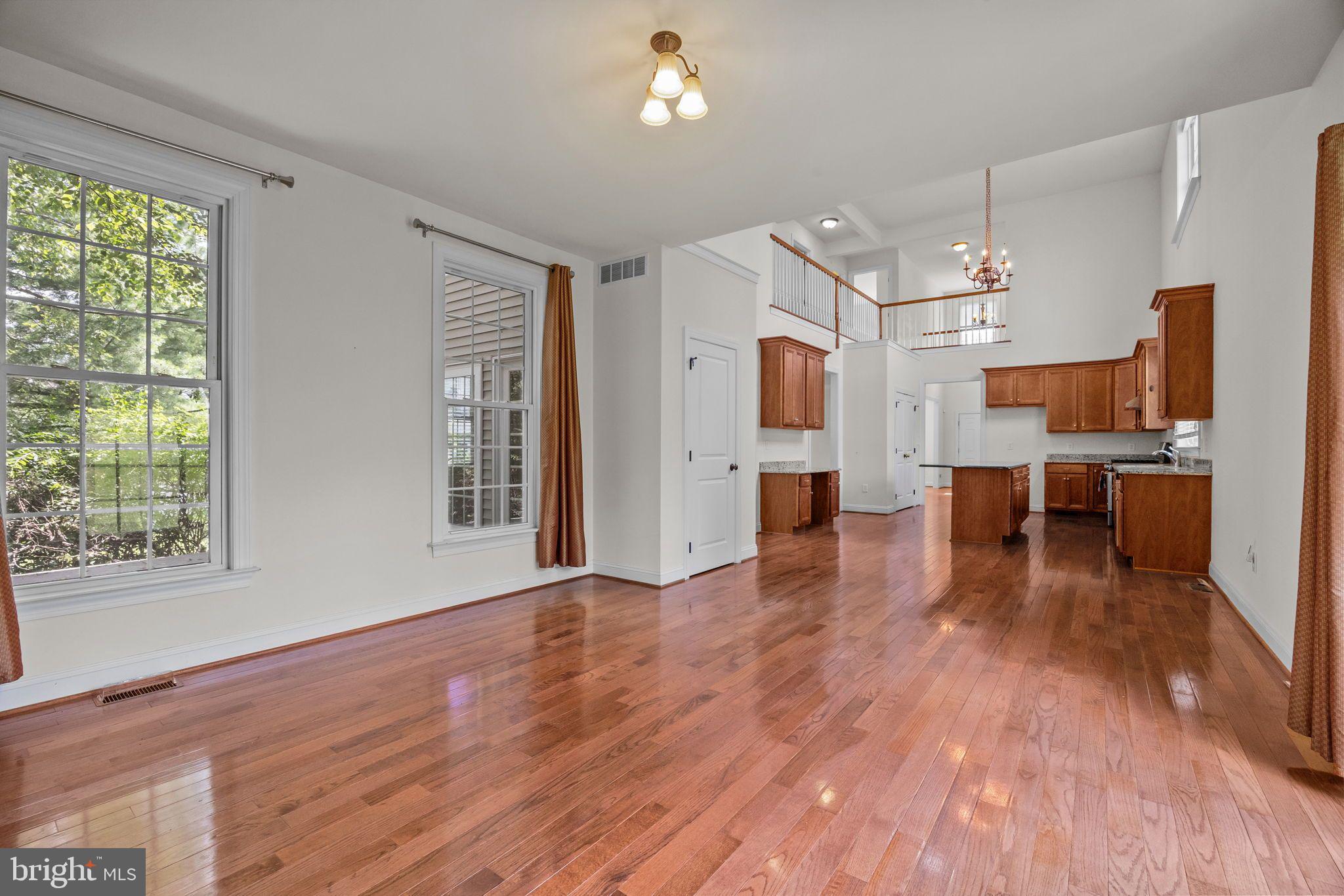 FERGUSON HILL - Residential