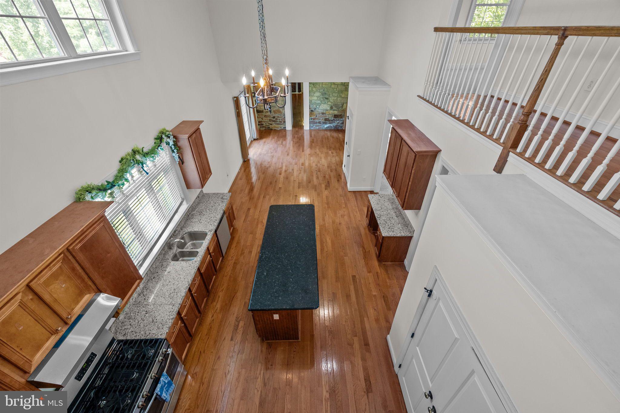 FERGUSON HILL - Residential