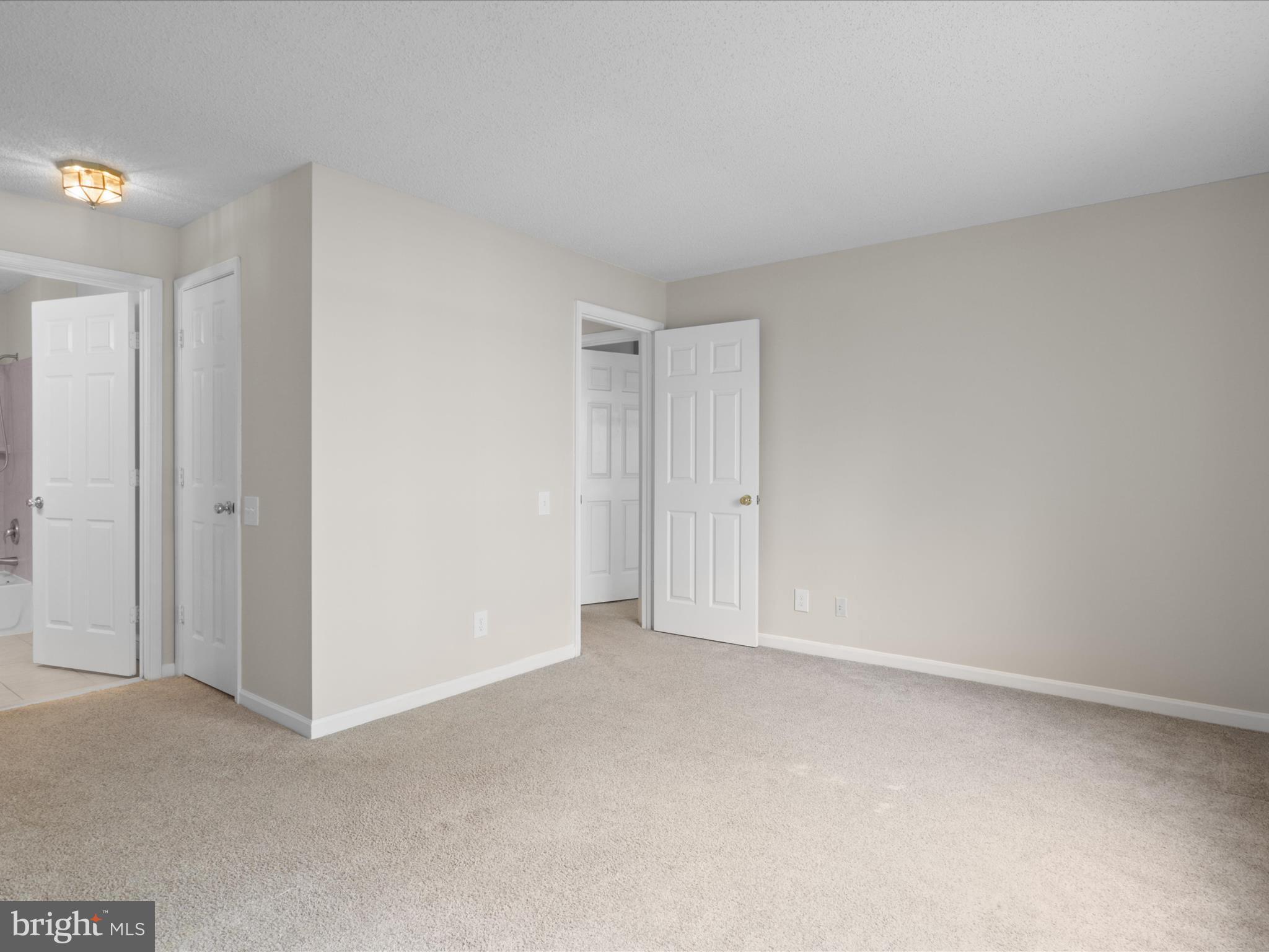 HEIGHTS AT PENDERBROOK - Residential