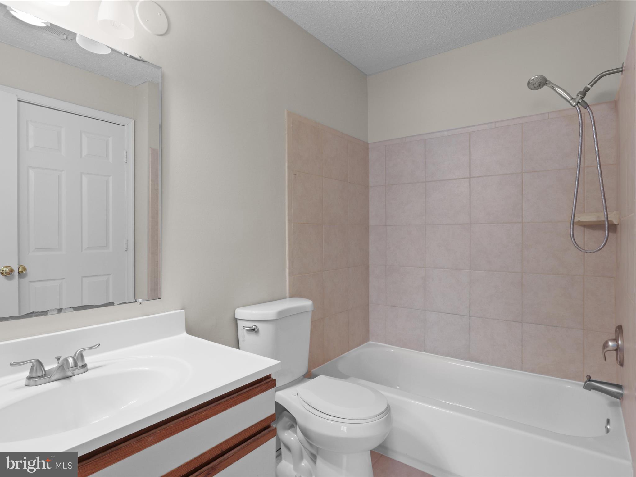 HEIGHTS AT PENDERBROOK - Residential