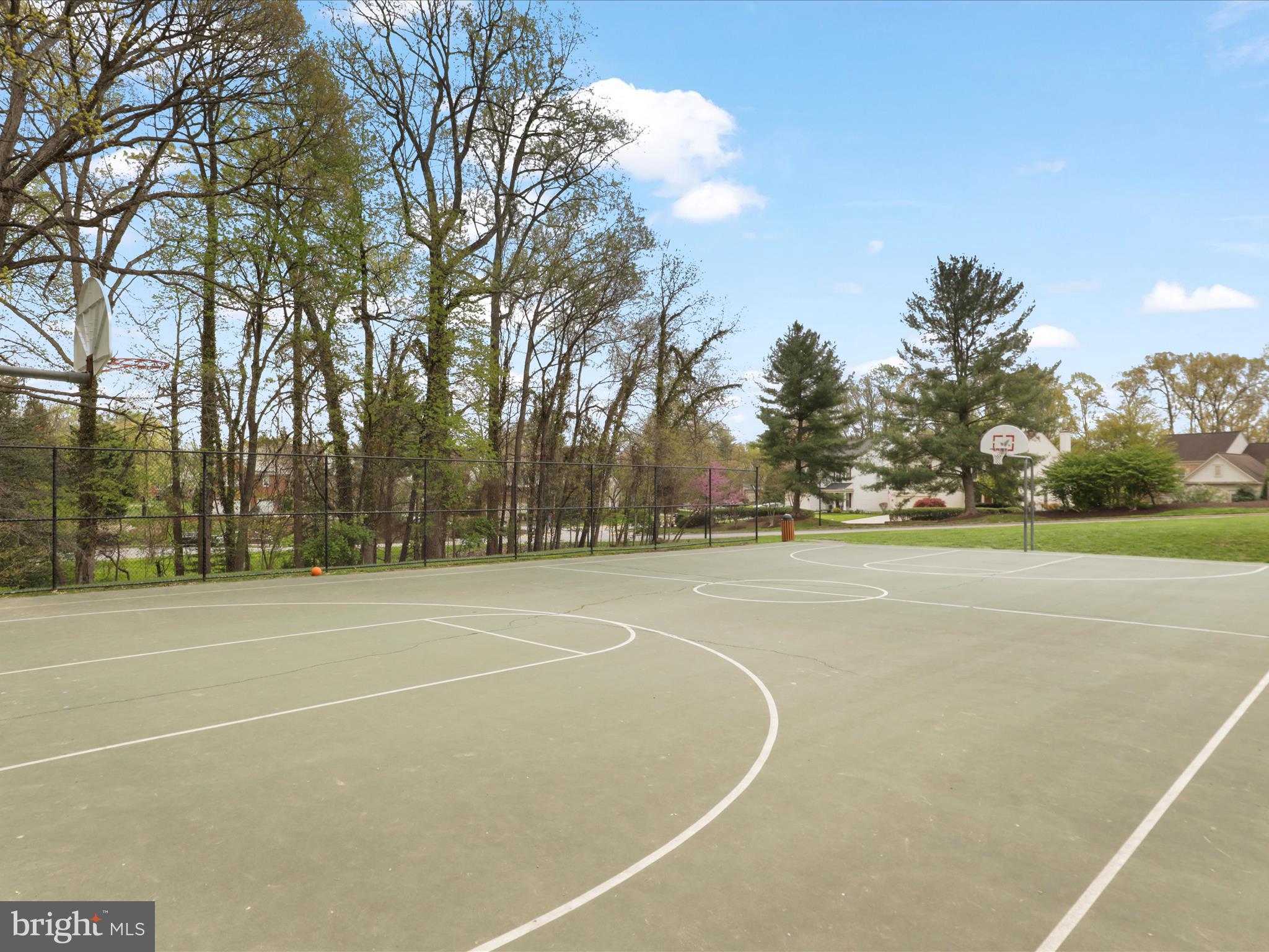 HEIGHTS AT PENDERBROOK - Residential