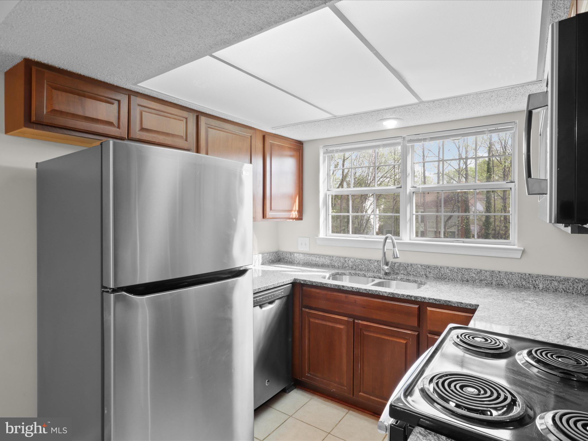 HEIGHTS AT PENDERBROOK - Residential