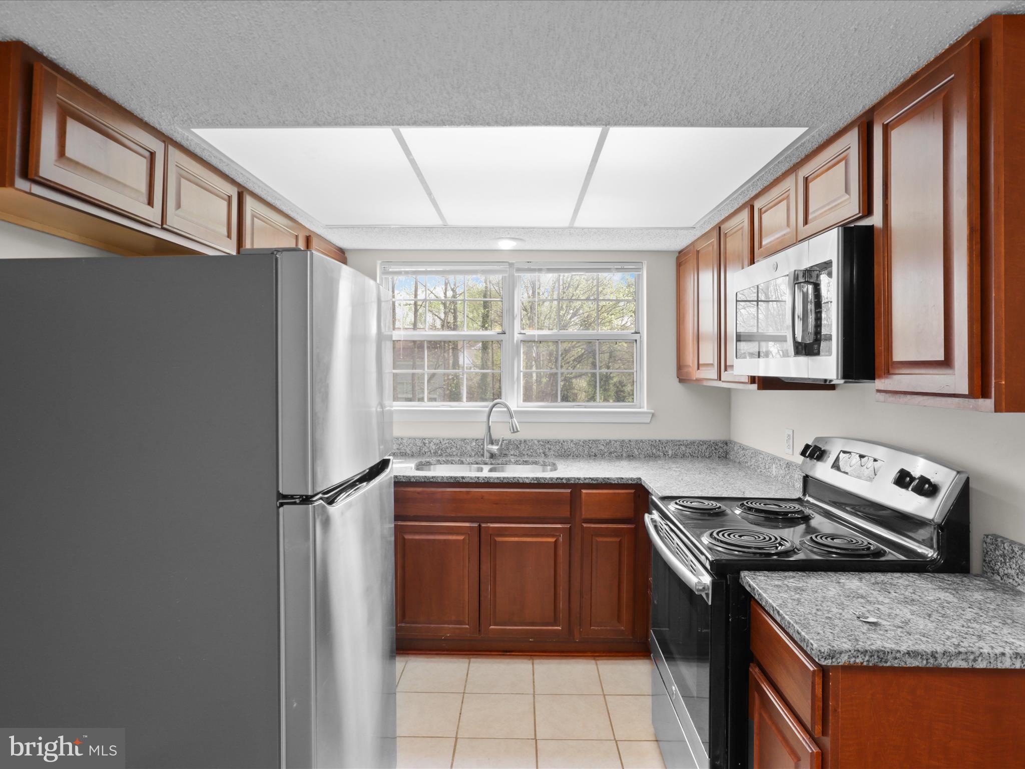 HEIGHTS AT PENDERBROOK - Residential