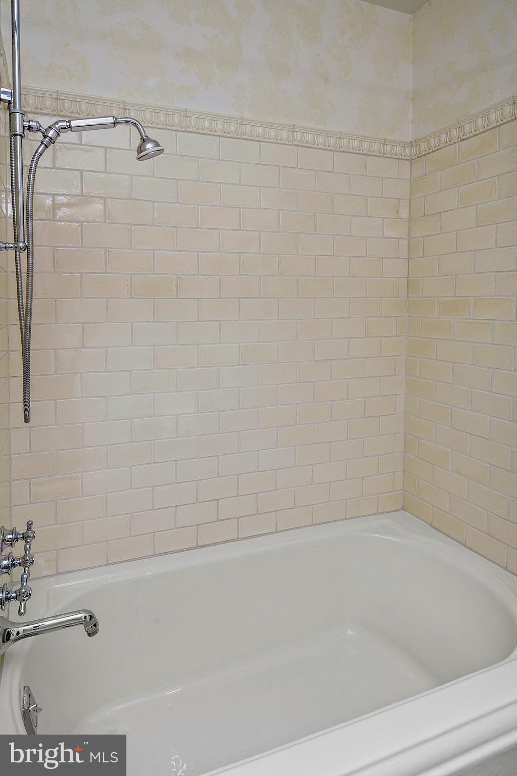 DUNLOGGIN - Residential